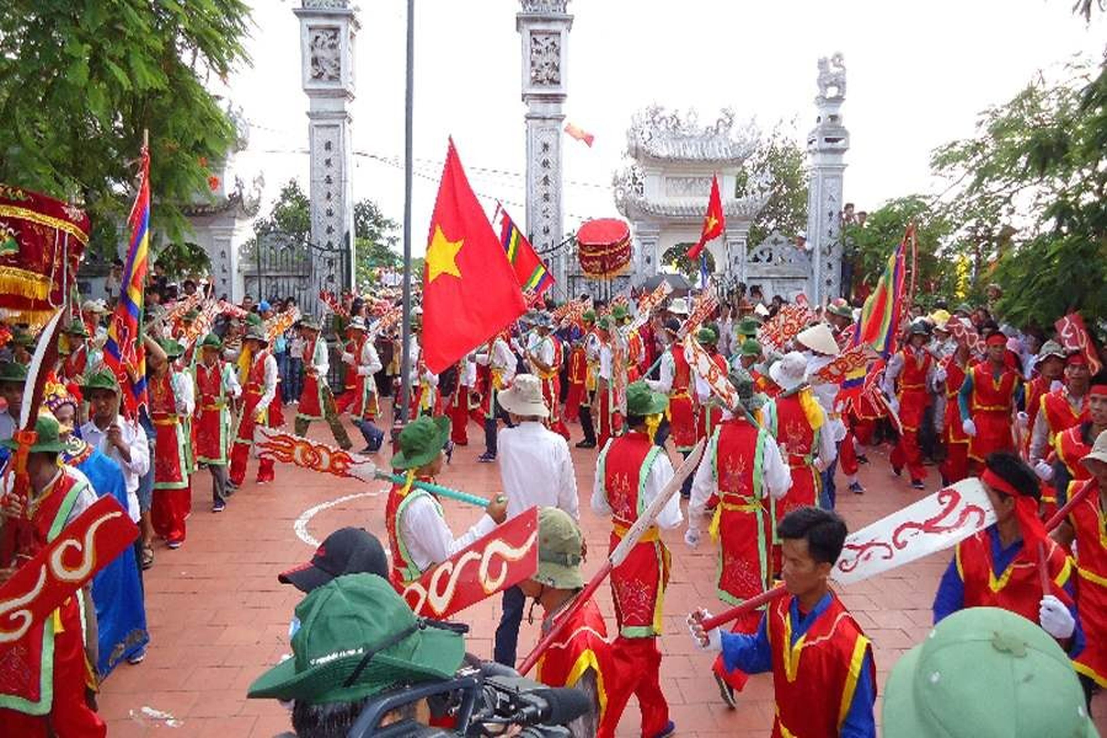 Уникальный фестиваль гребли Quan Lạn в Вандоне, Куангнинь - Hình 2