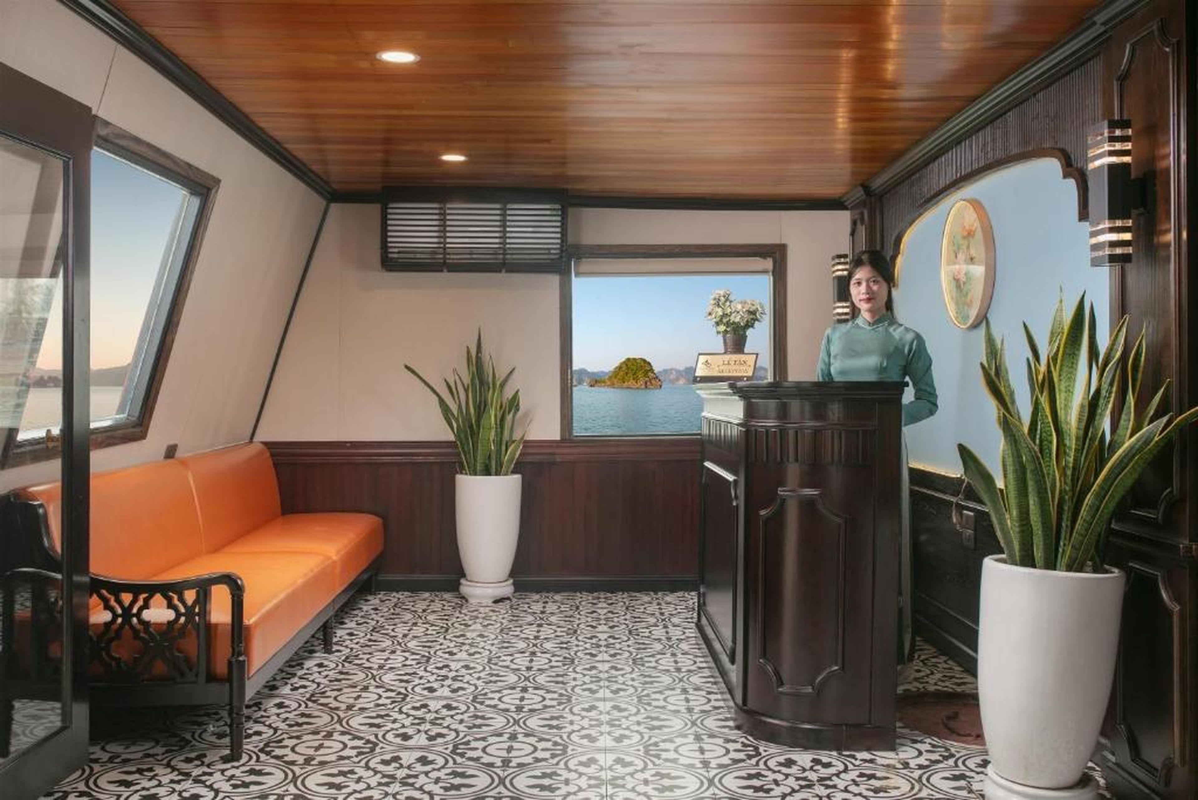 Star Boutique Cruise - Hình 42
