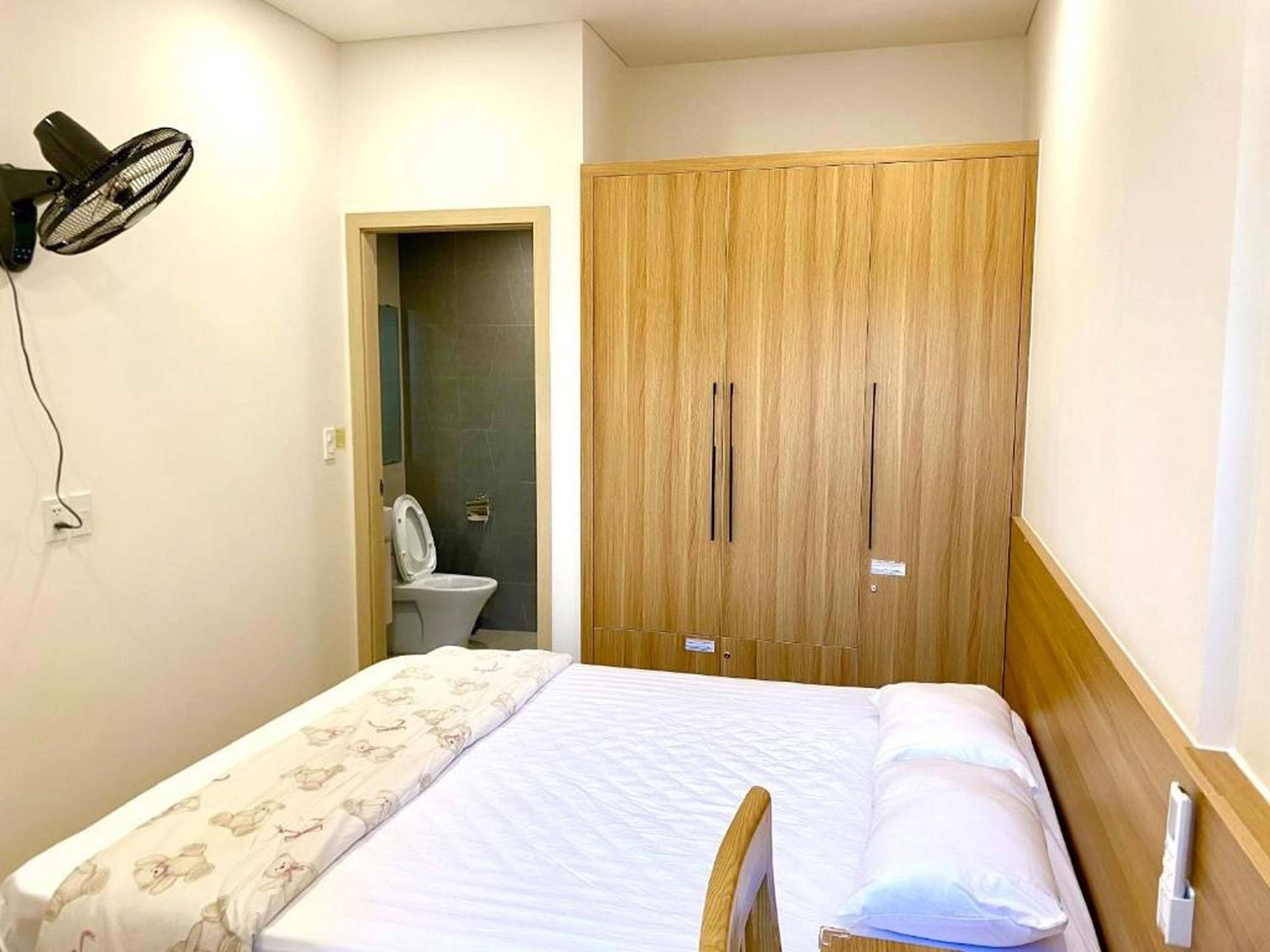 Homestay Dragon Castle Bãi Cháy Hạ Long Quảng Ninh - Hình 25