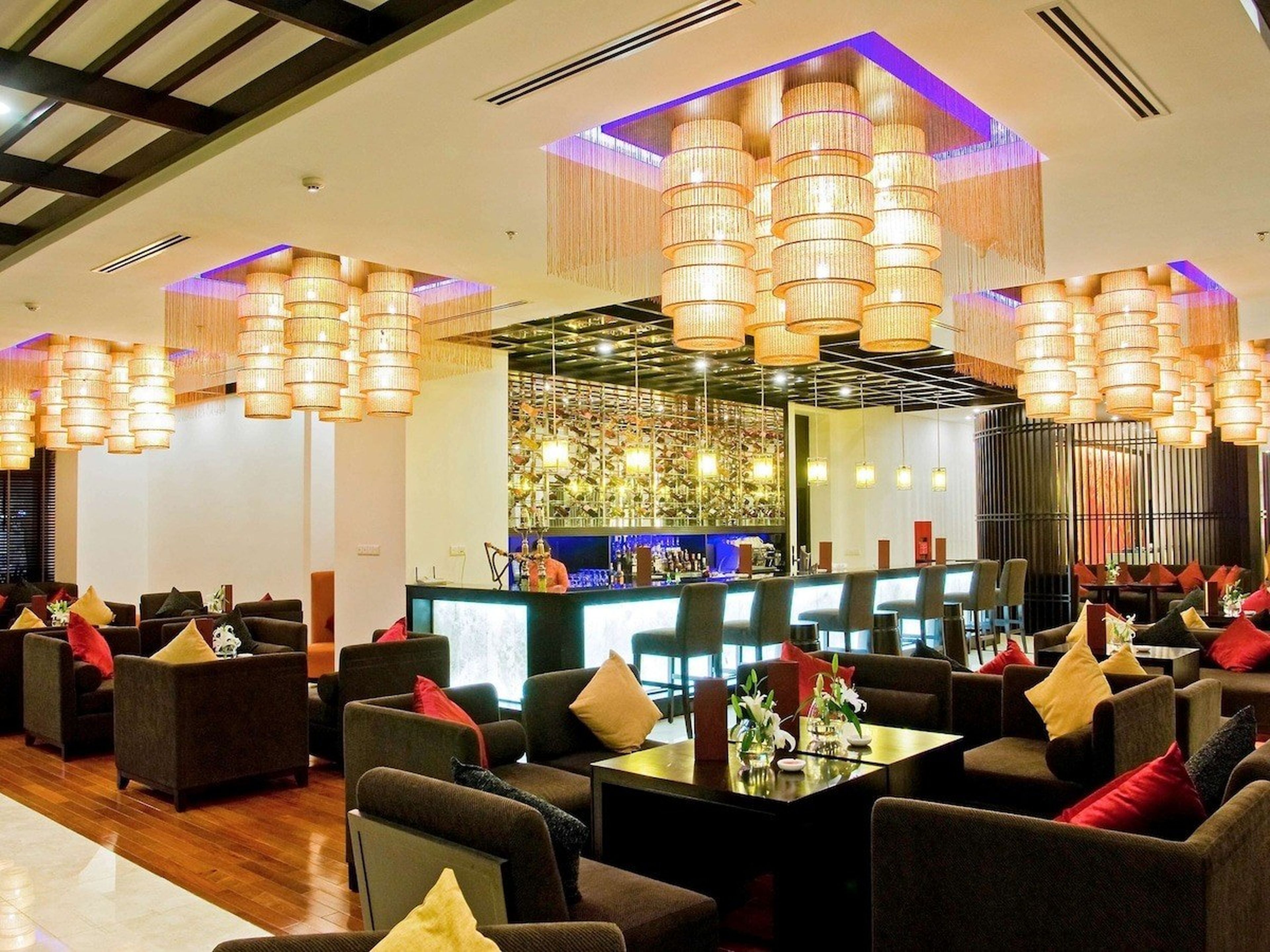 Top 8 khách sạn – khu resort Hạ Long cao cấp ở Bãi Cháy cho kỳ nghỉ bên vịnh thiên đường - Hình 13
