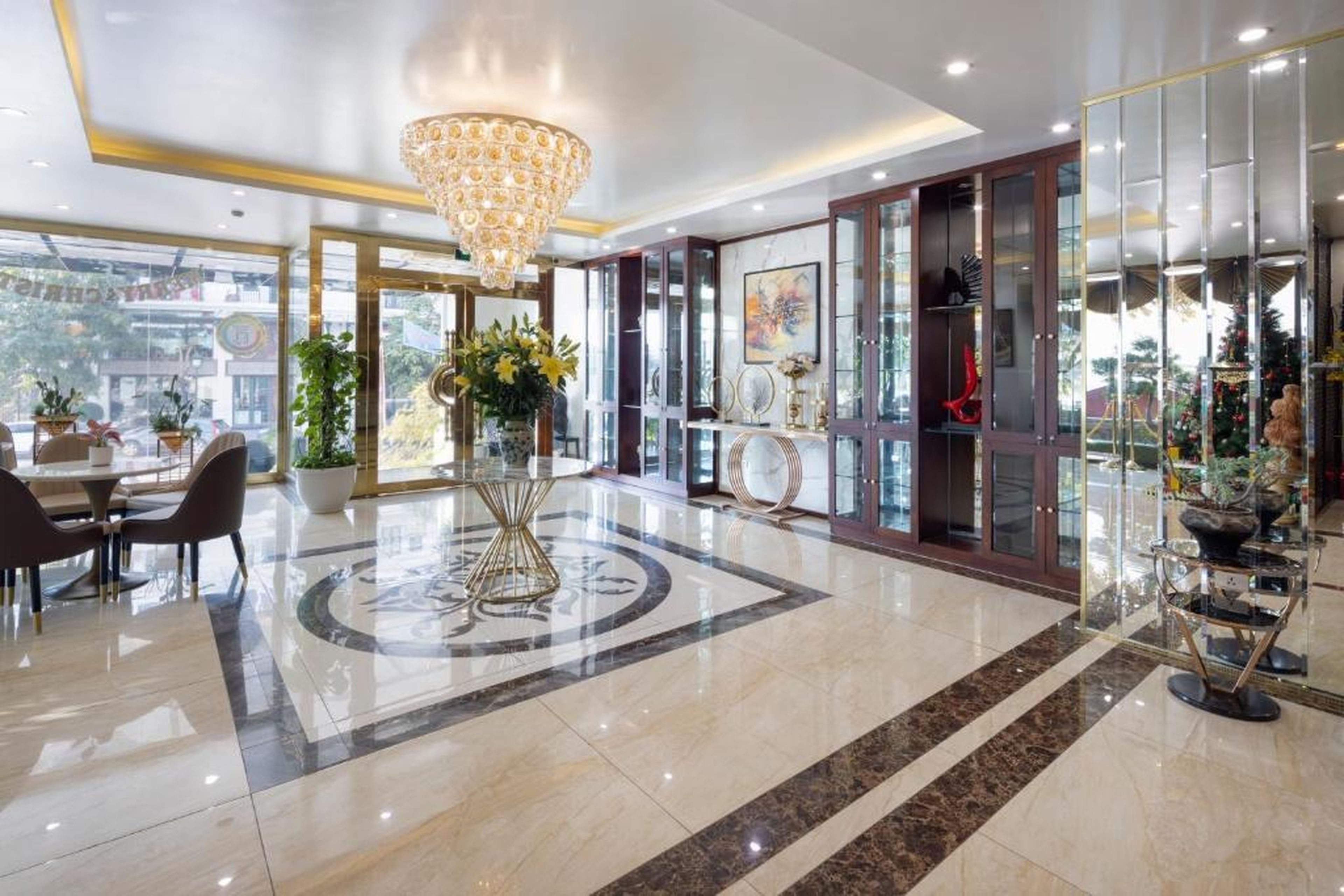 Diamond Luxury Hotel - Hình 11