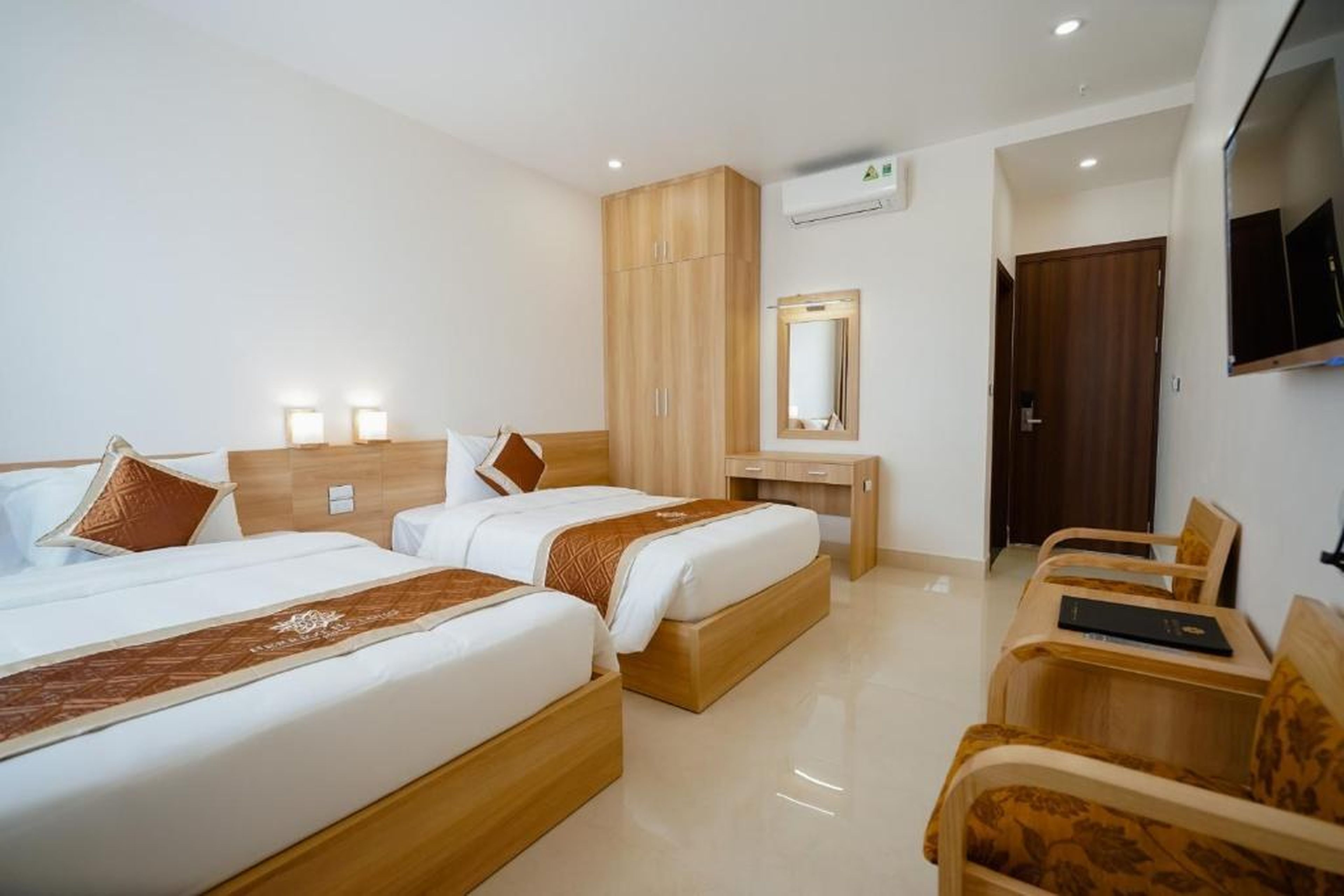 Herriot Hạ Long Hotel - Hình 3