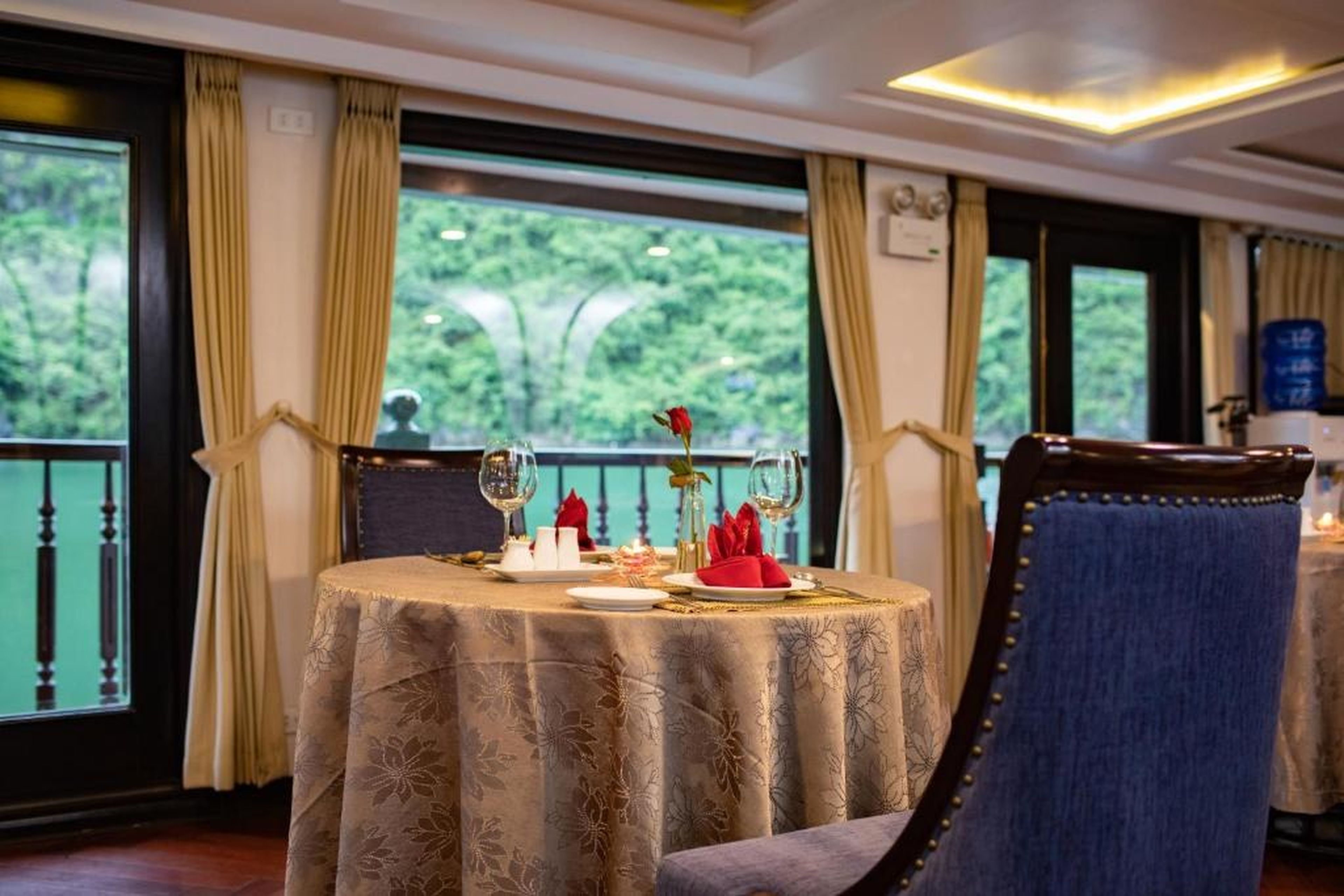 Alisa Premier Cruise - Hình 40