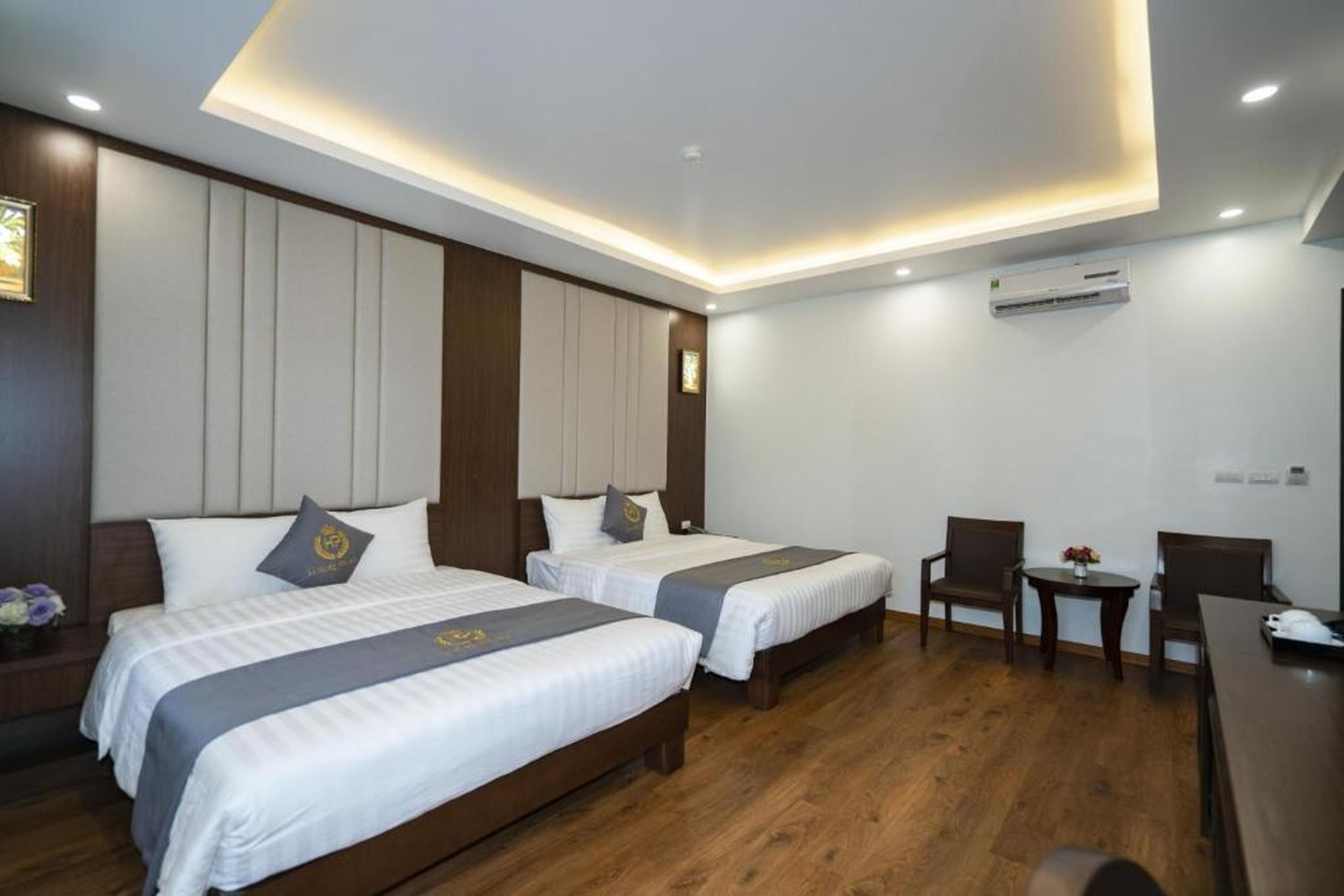 Luxury Palace Hotel - Hình 3