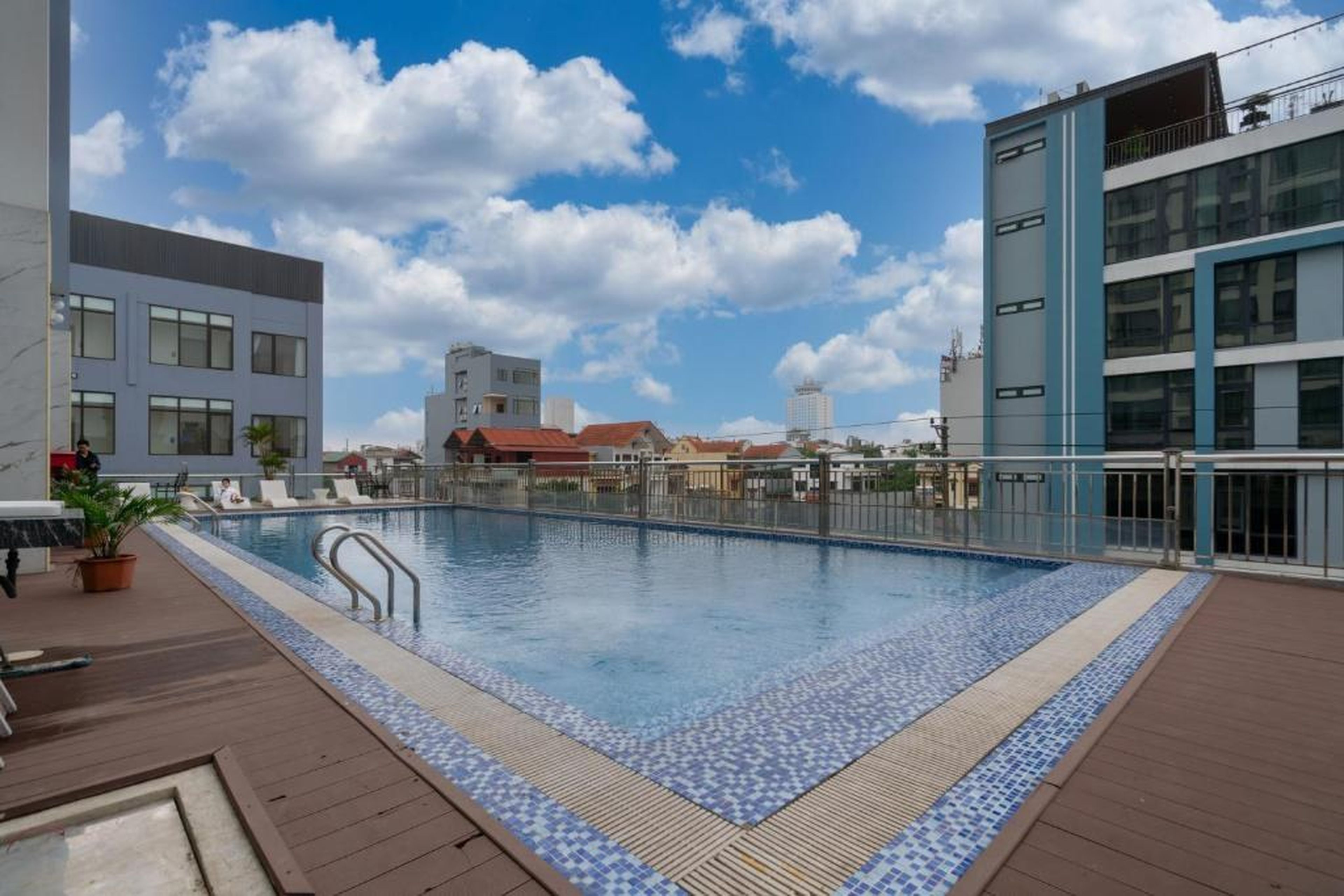 Hùng Vương Hotel - Stay 24h - Hình 5