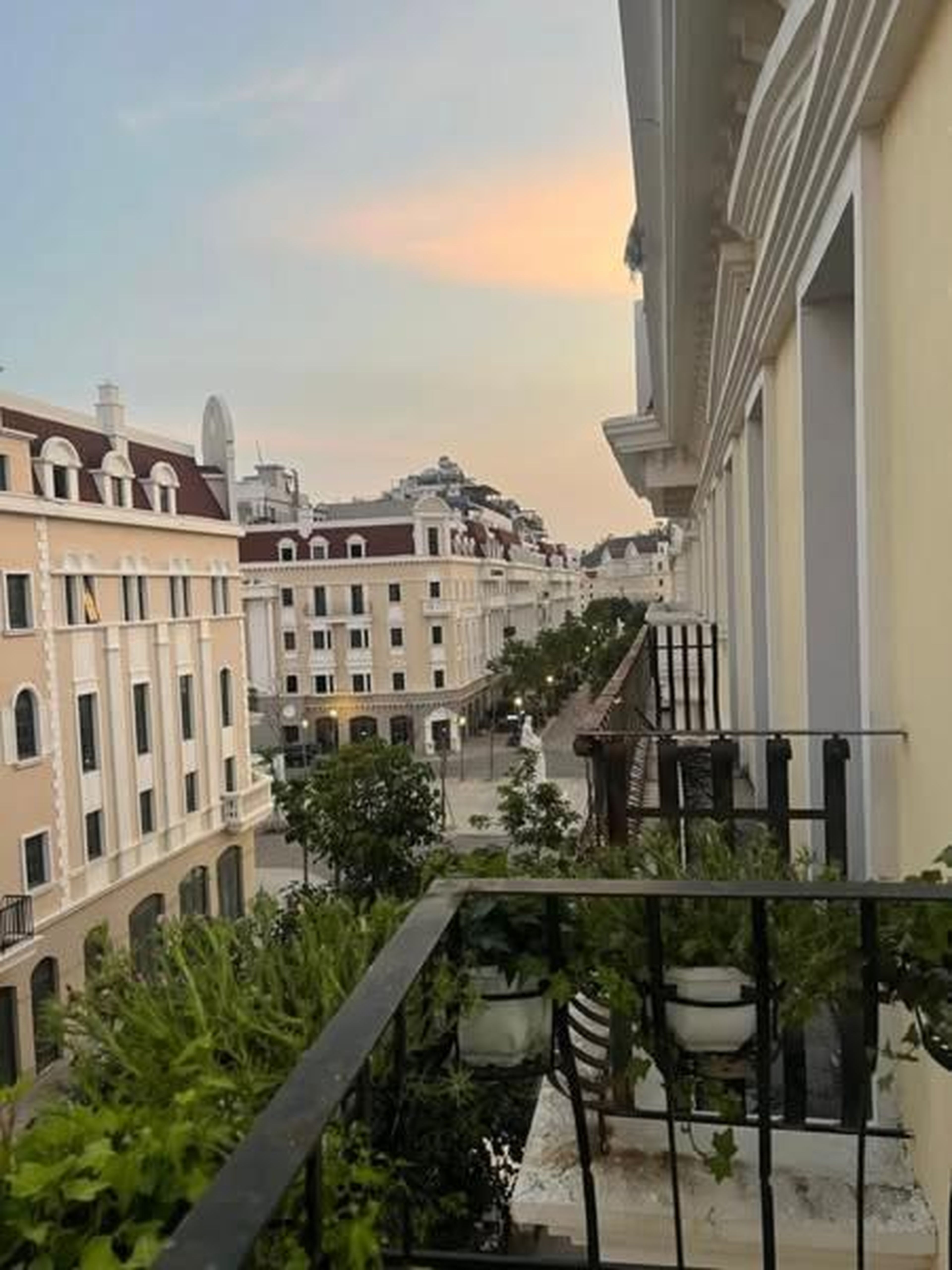 HA Hạ Long Hotel - Hình 4