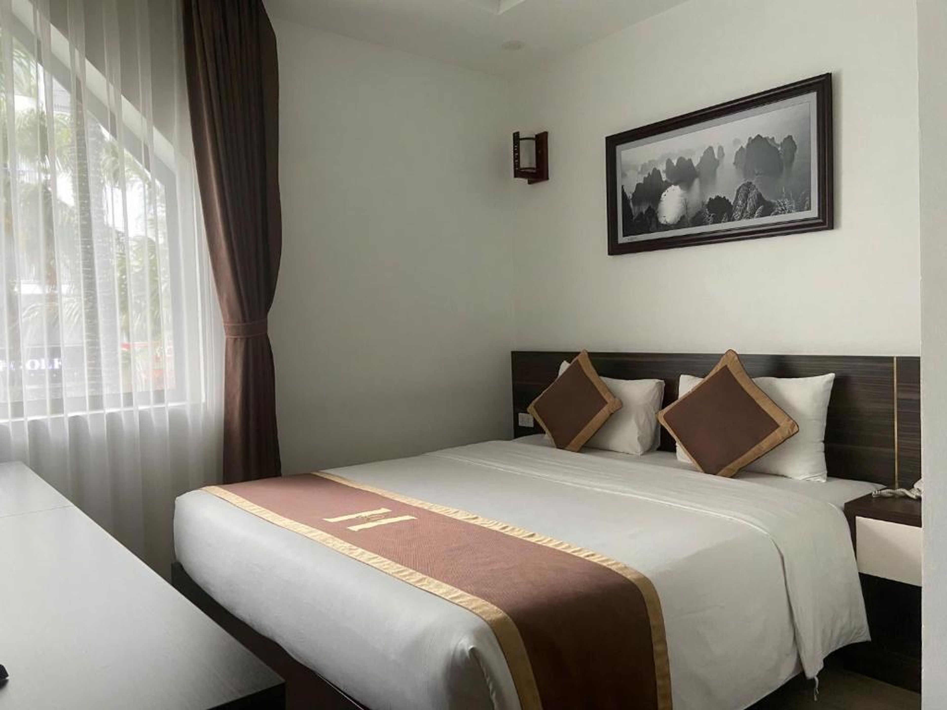 Helen Halong Hotel - Hình 29