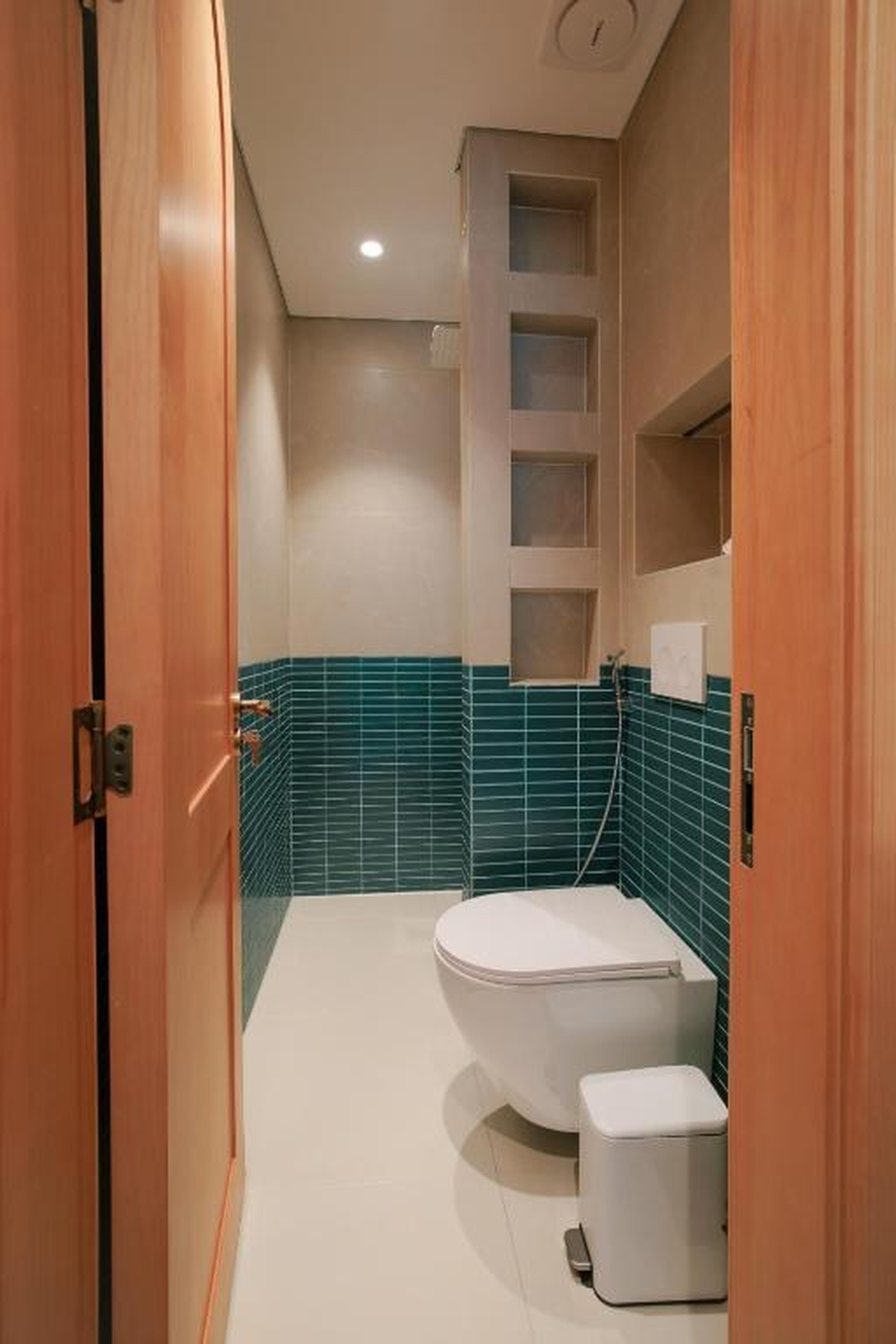 S Villa Ha Long - 5-Bedroom Private Pool Villa Near Beach, Jacuzzi, Sauna & Karaoke - Hình 25