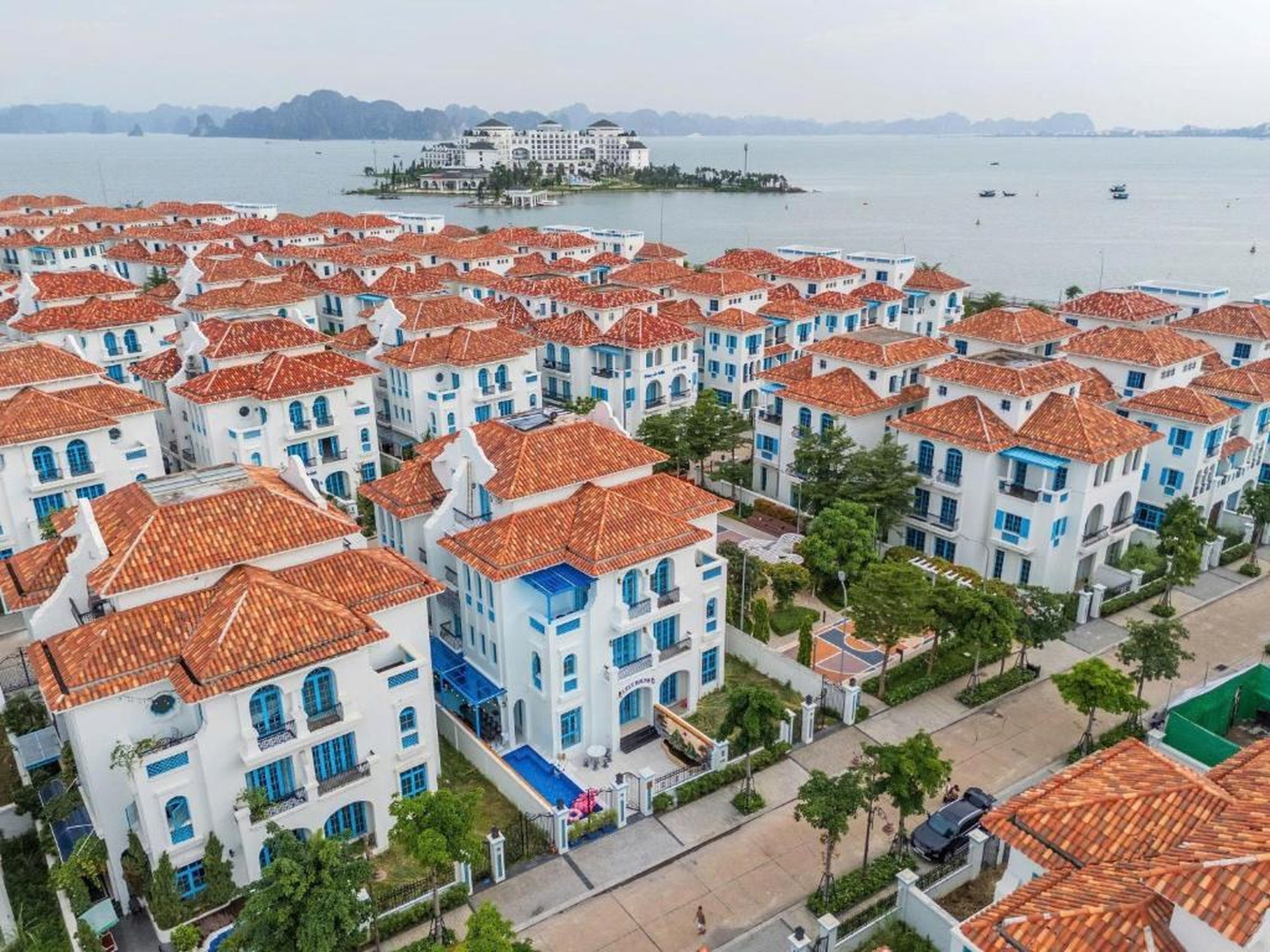 Biệt thự nghỉ dưỡng Sun Grand City Feria Hạ Long bay - Hình 6