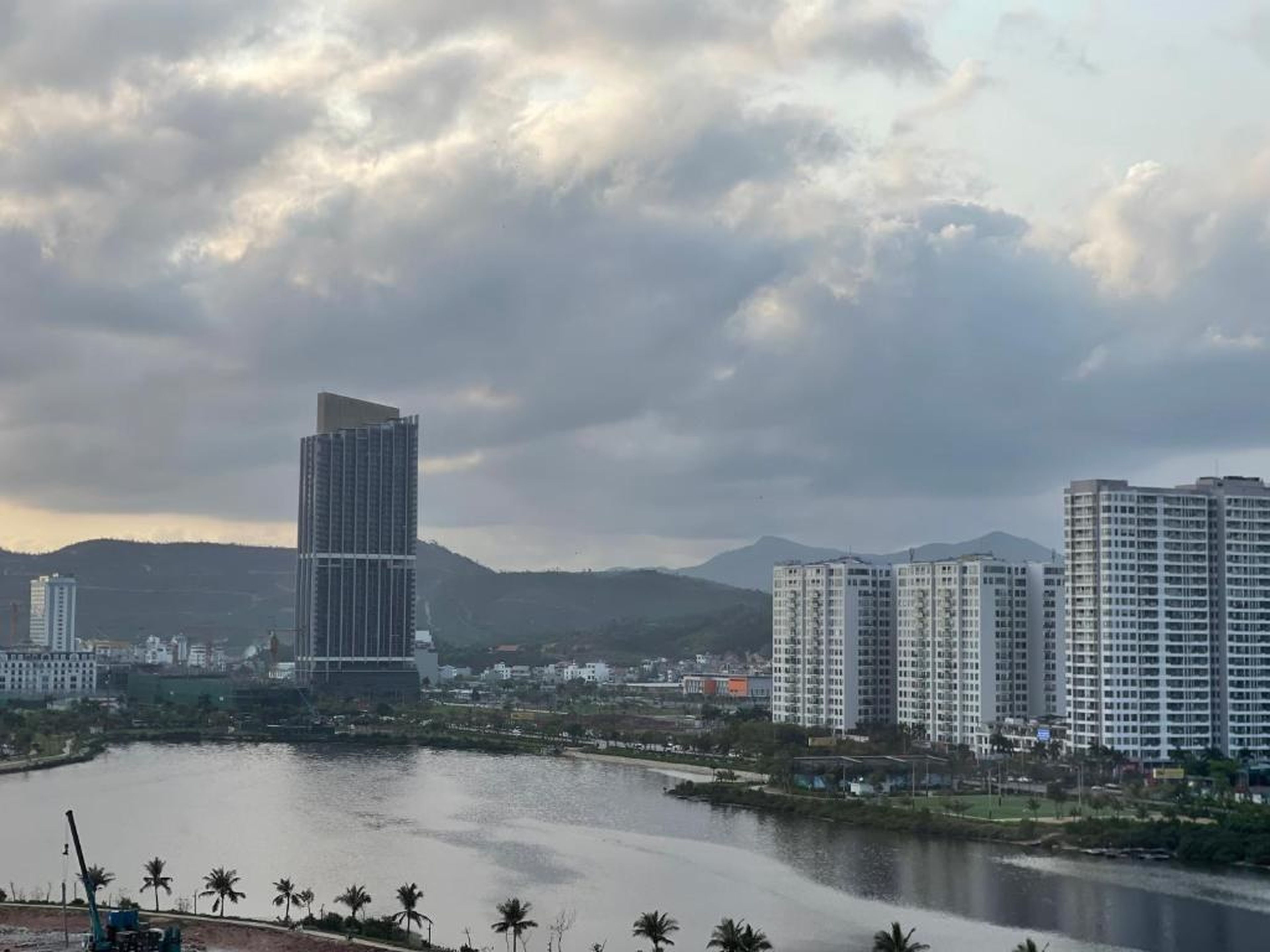 Marina Suite Residence Halong - Hình 27