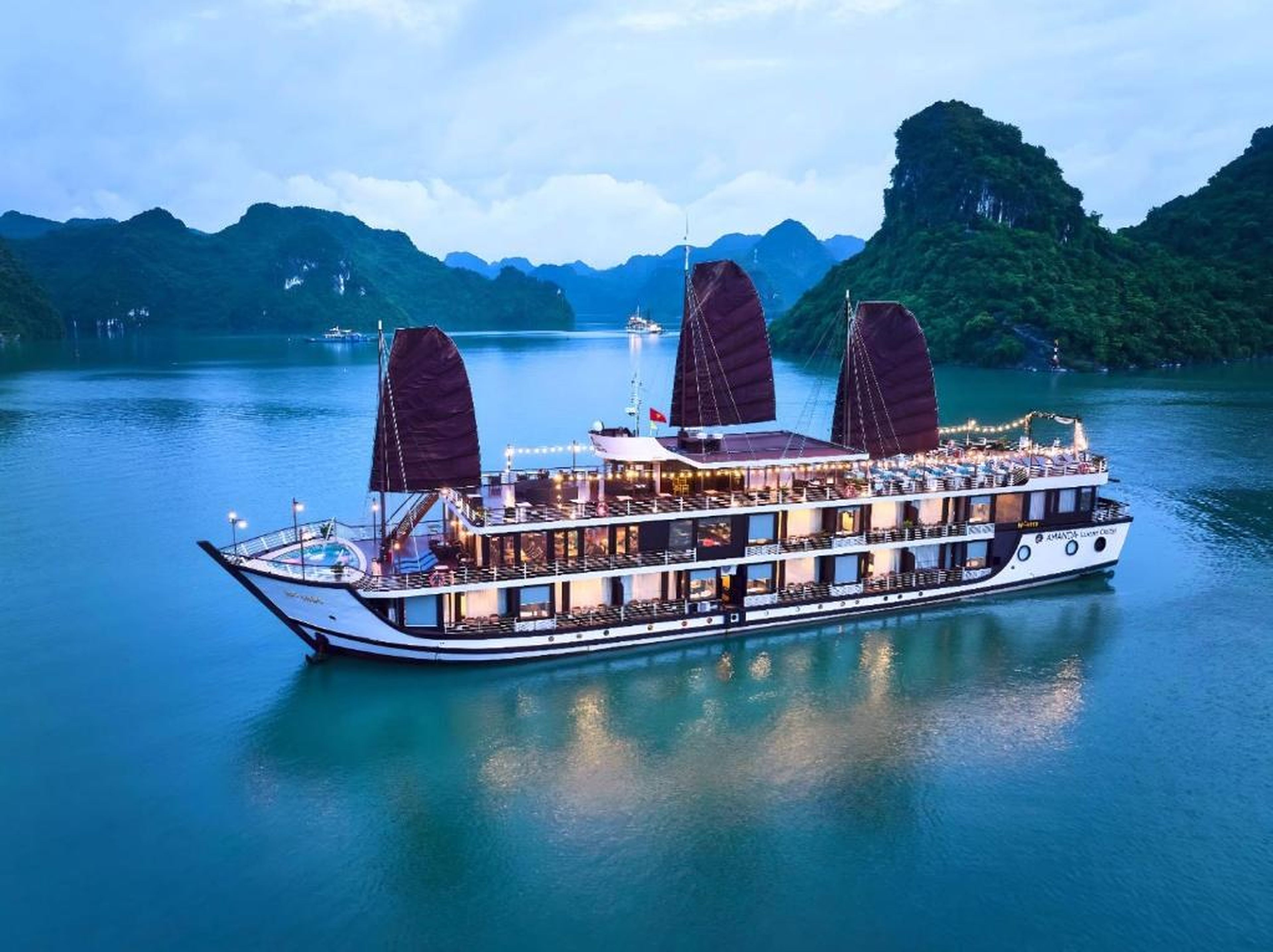 Amanda Luxury Cruise - Hình 9