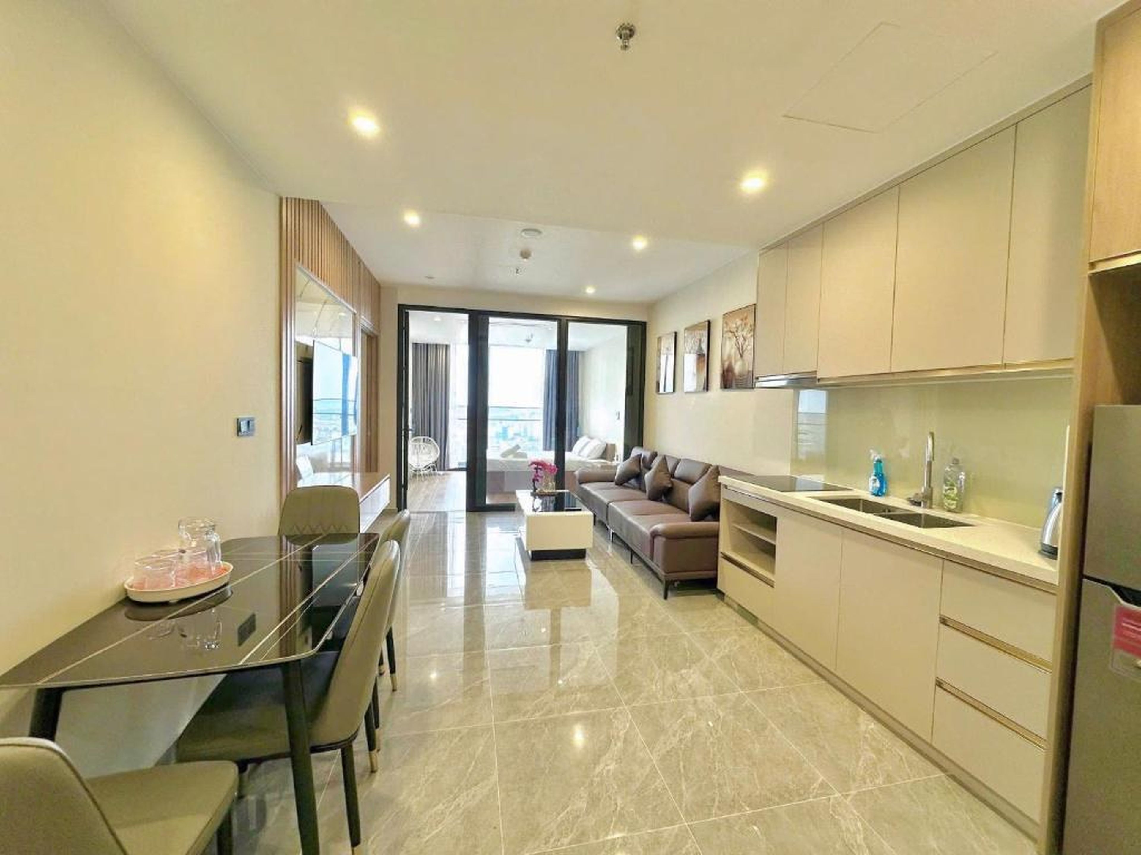 Asahi Luxstay - ICON40 Ha Long 2BR Luxury Apartment - Hình 9
