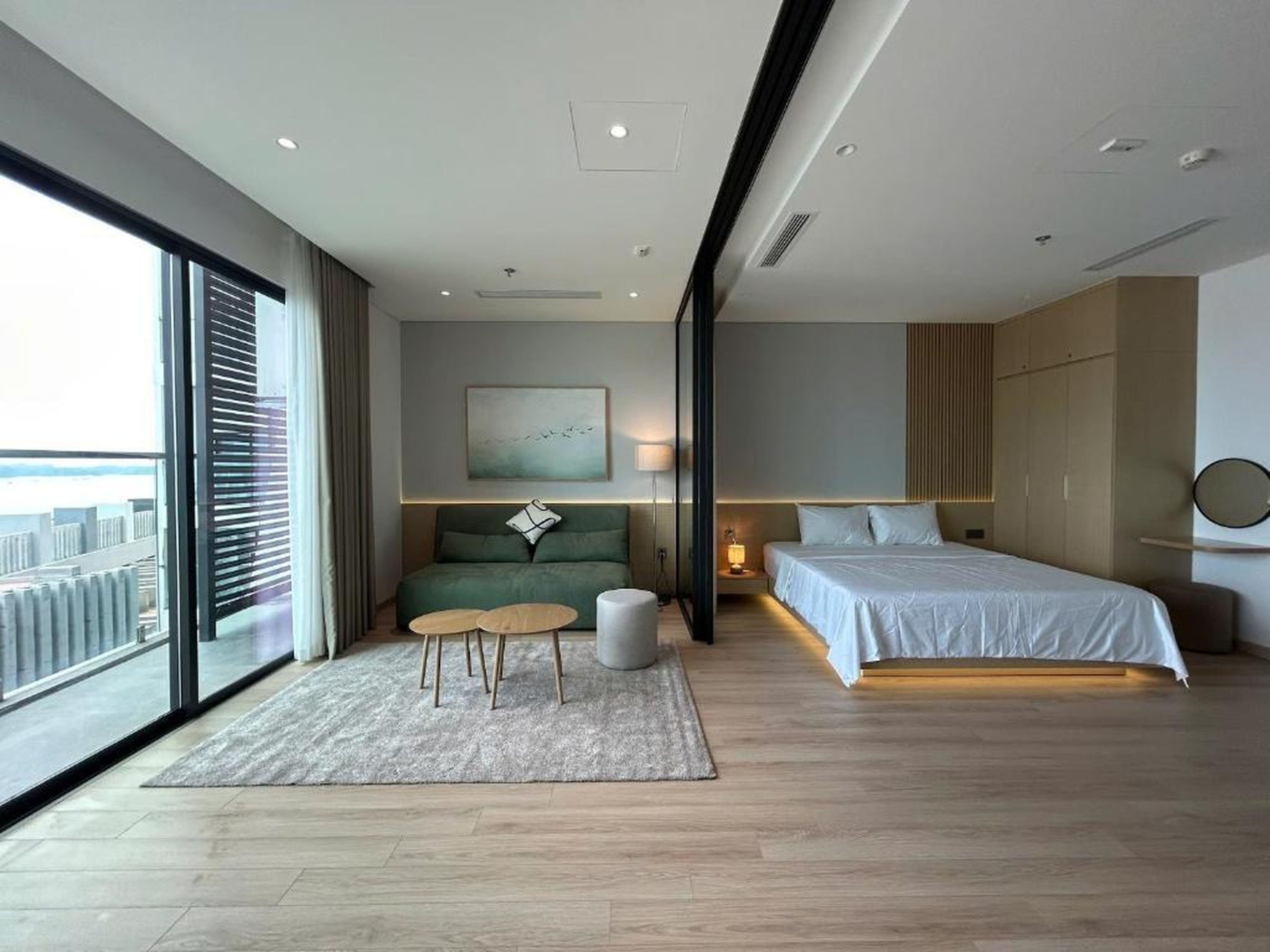 Pearl Studio by The Holiday - Hình 5
