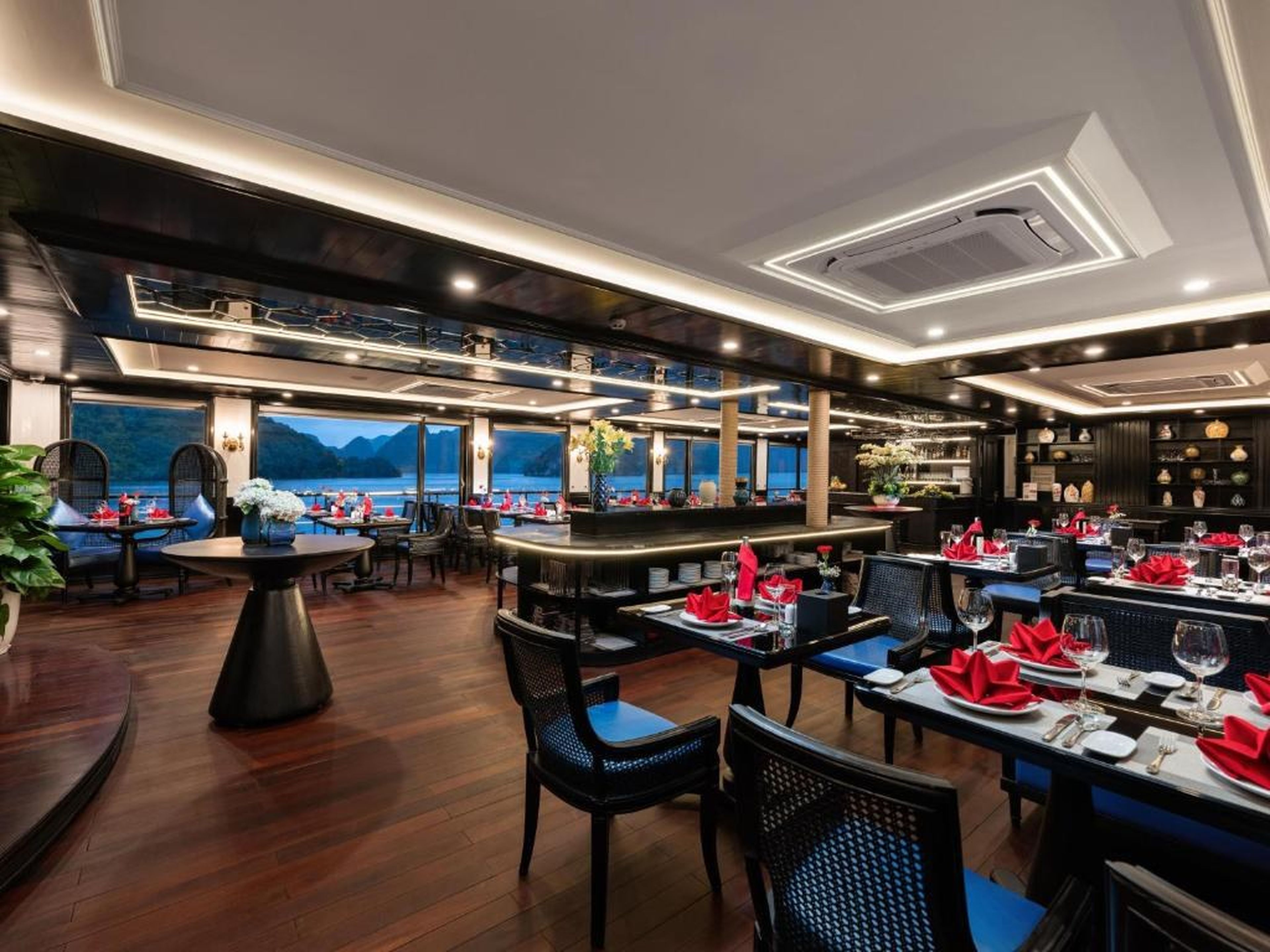 La Casta 5-Star Cruise 2D1N - Lan Ha Bay - Balcony & Bathtub Ocean View - Hình 8