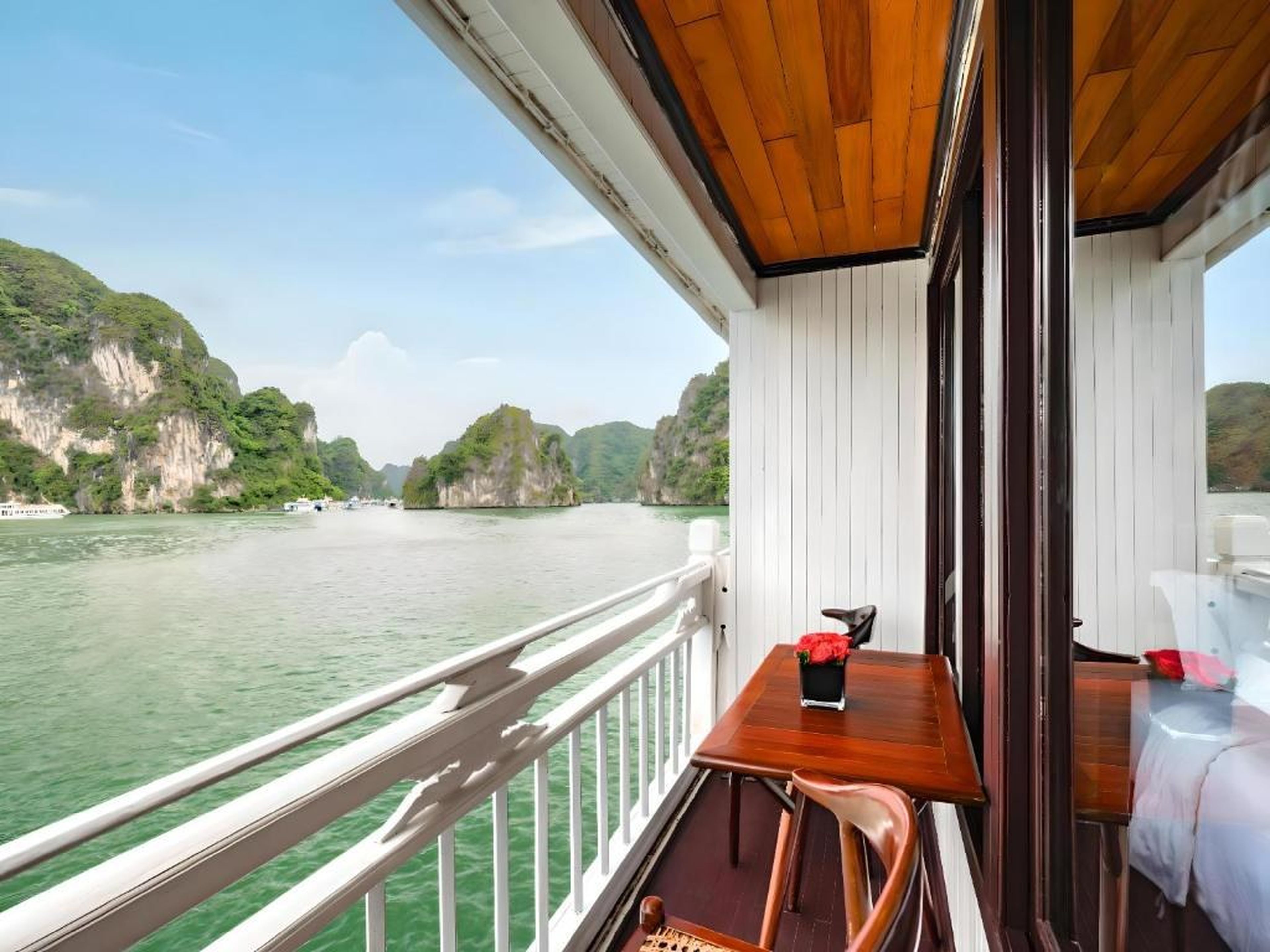 Hera Classic Boutique Cruise - Hình 28