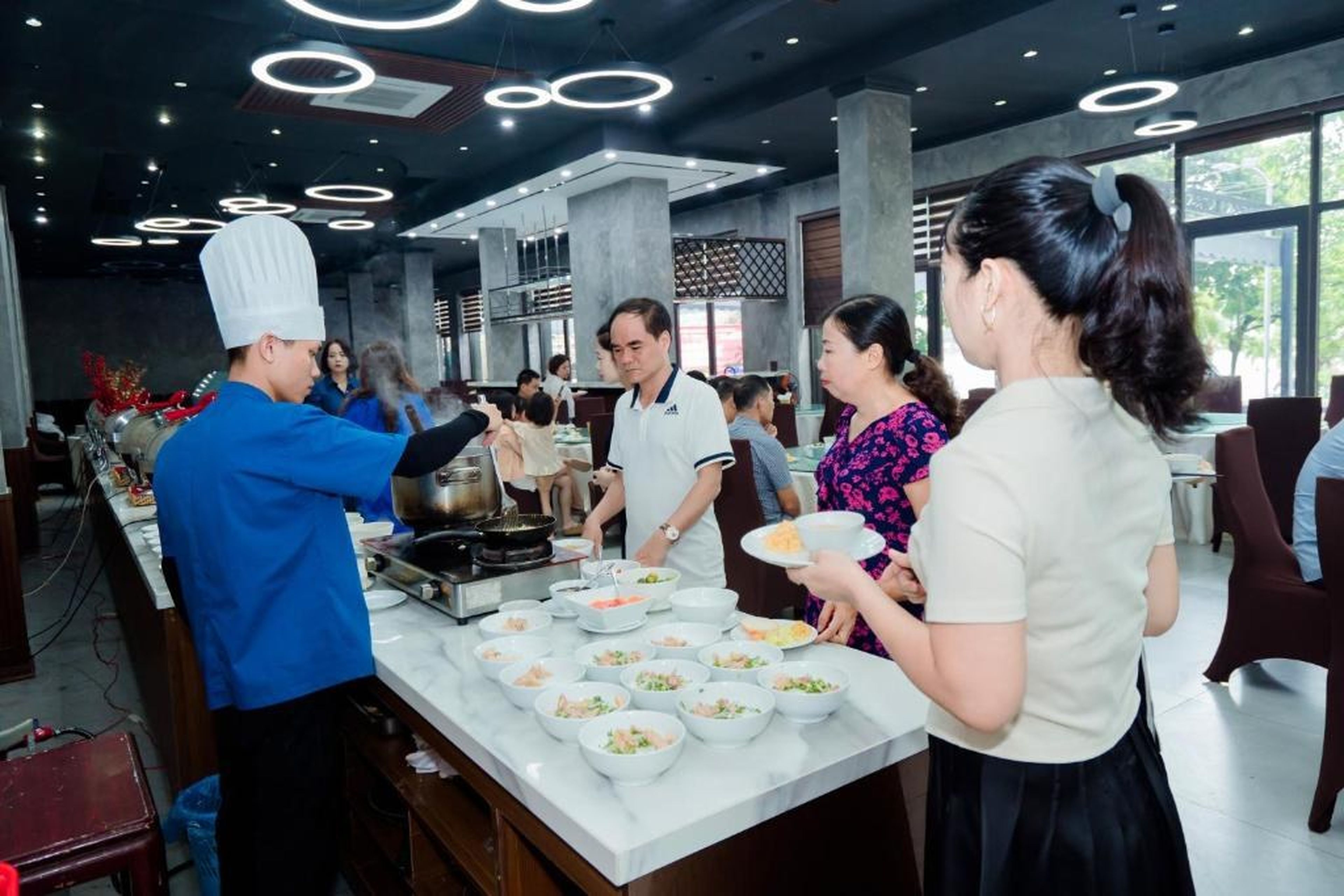 Bạch Đằng Hạ Long Hotel - Hình 37