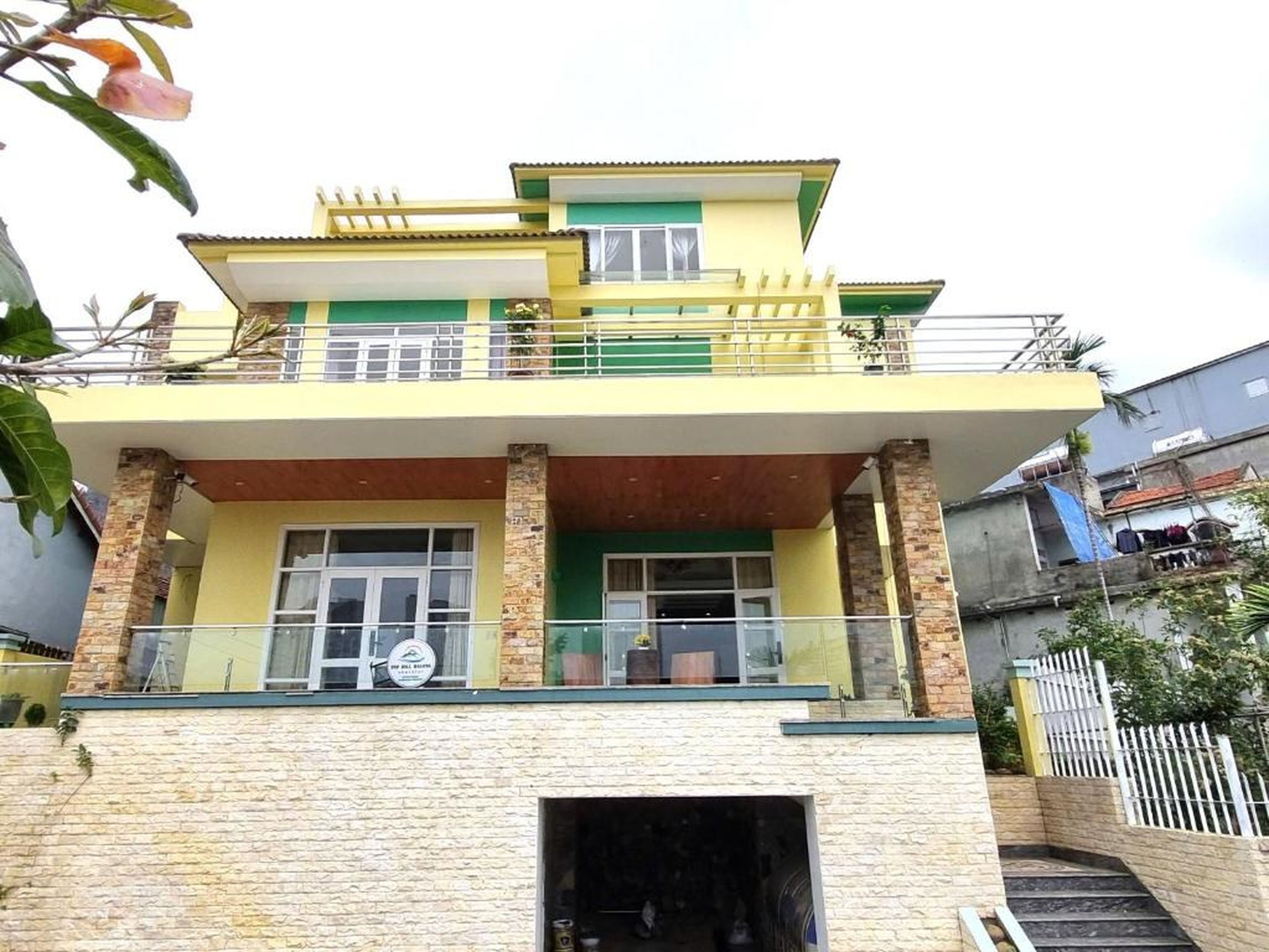 Top Hill Halong Homestay - Hình 34