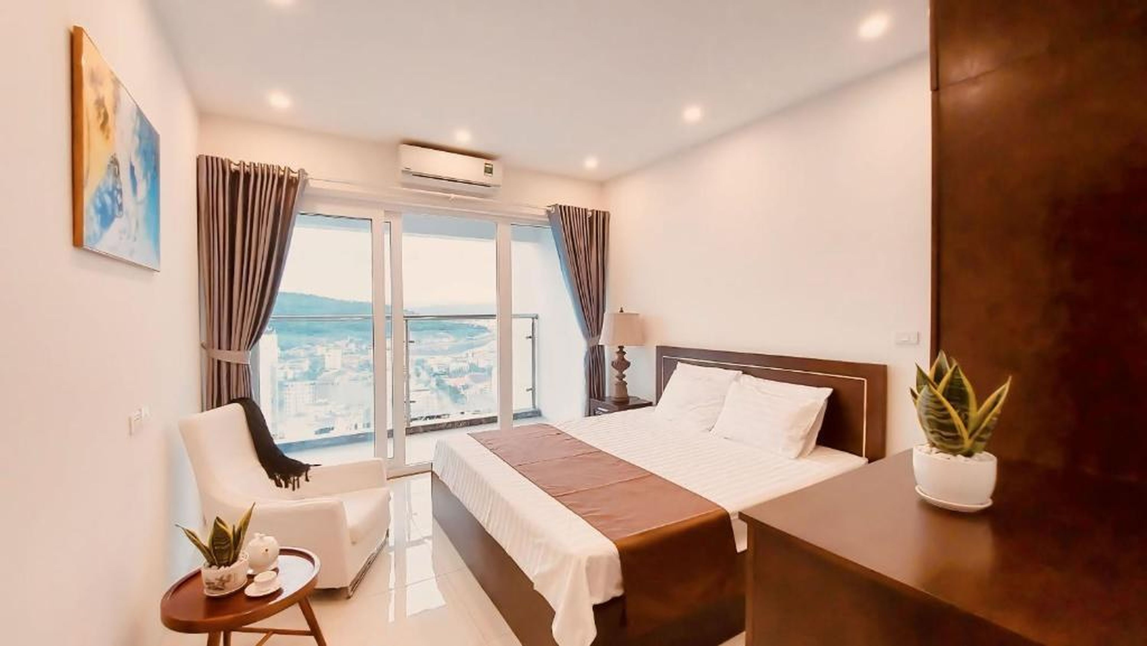 Homestay Ha Long luxury (sea ​​view) - Hình 44