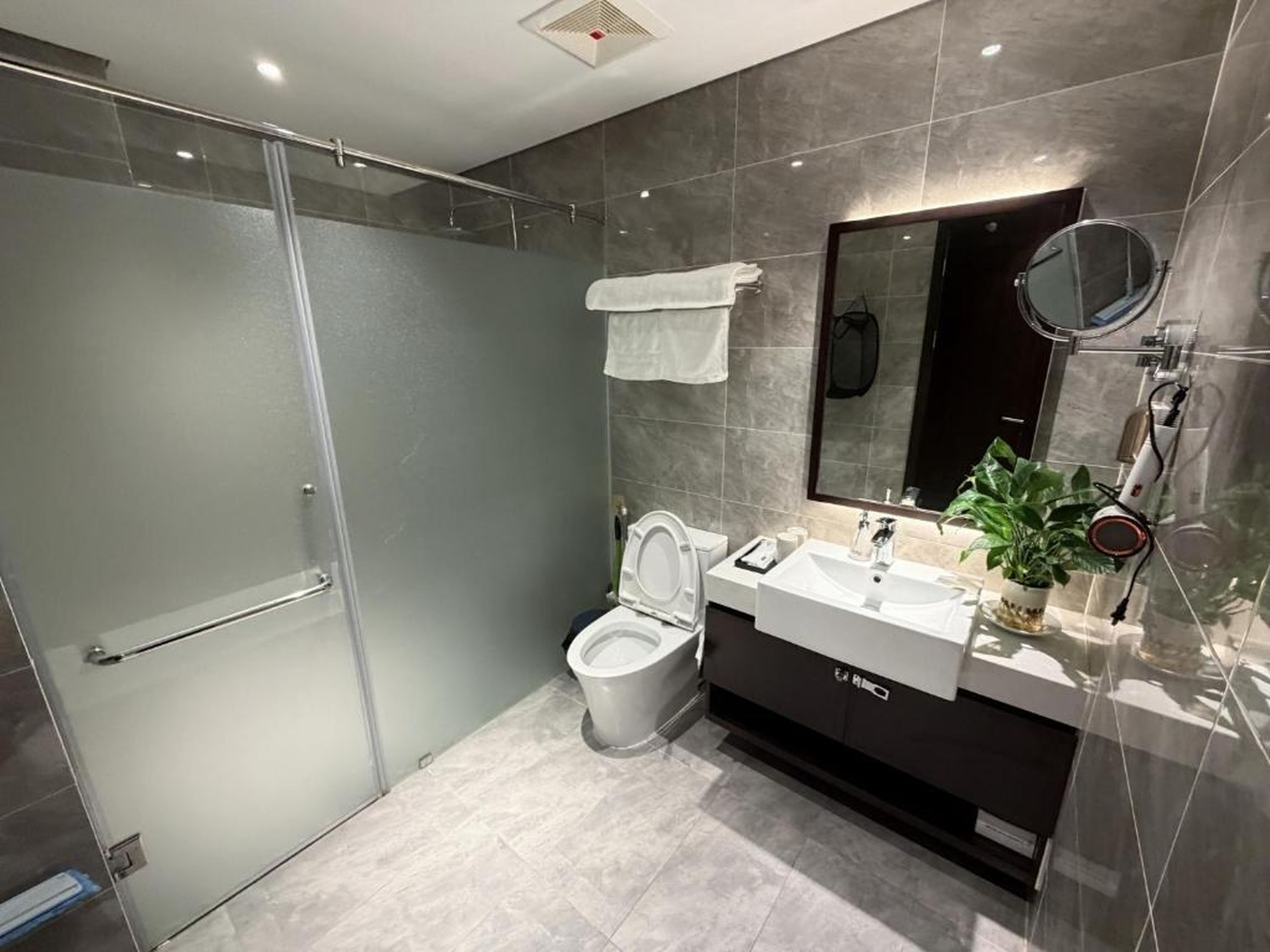 The Saphia S2 Luxury Hạ Long - Hình 2