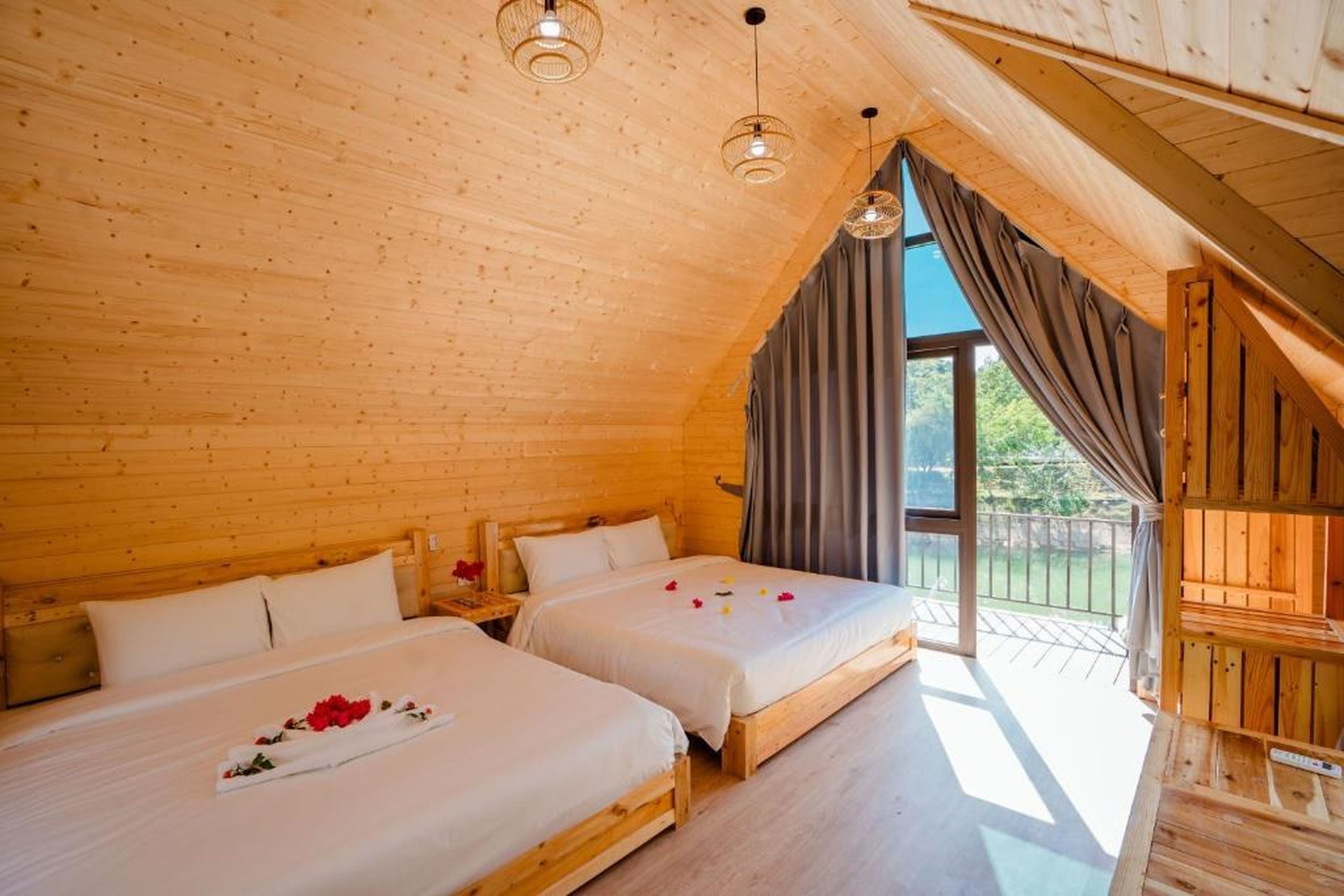 Bai Tu Long Mountain Resort - Hình 6