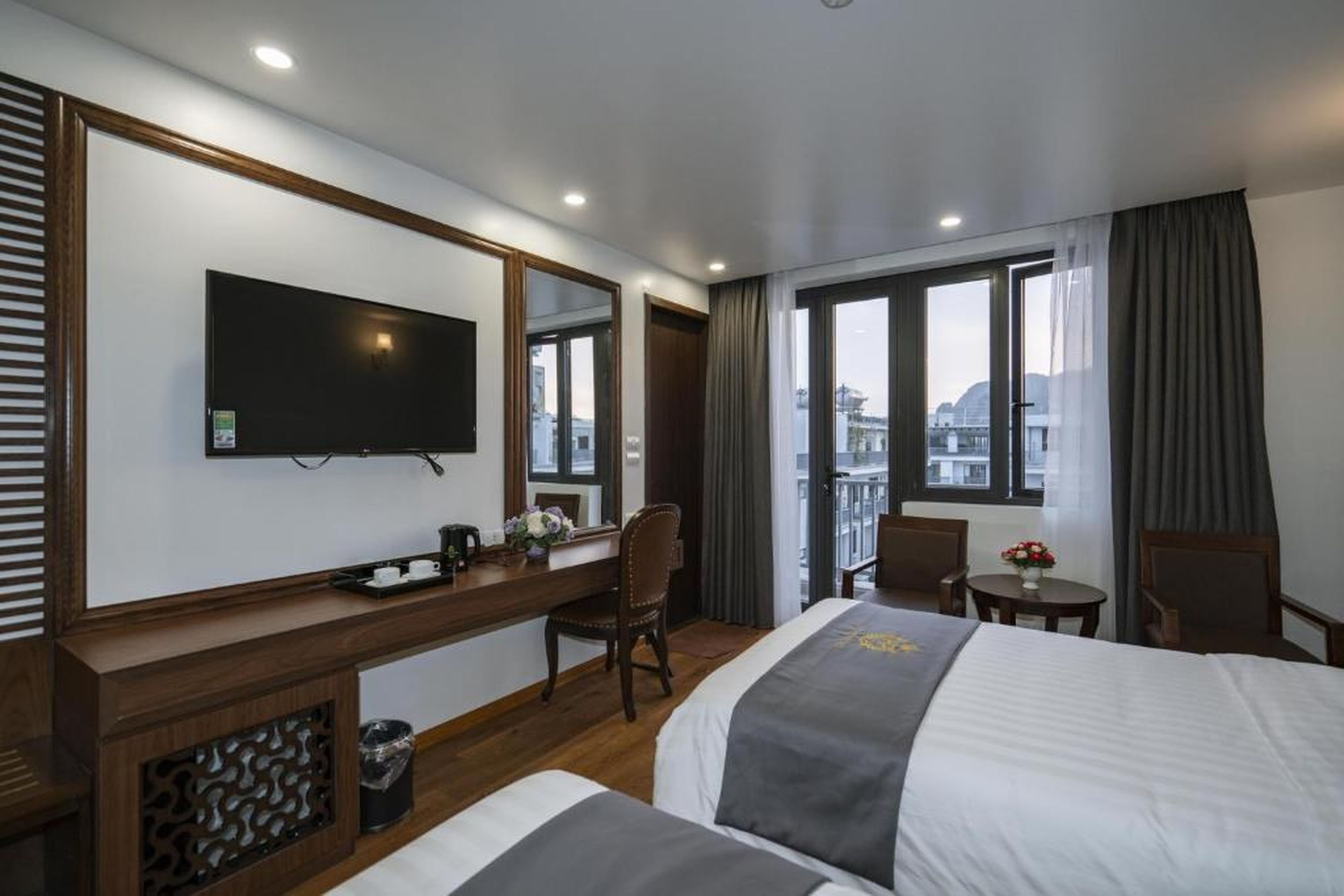 Luxury Palace Hotel - Hình 24
