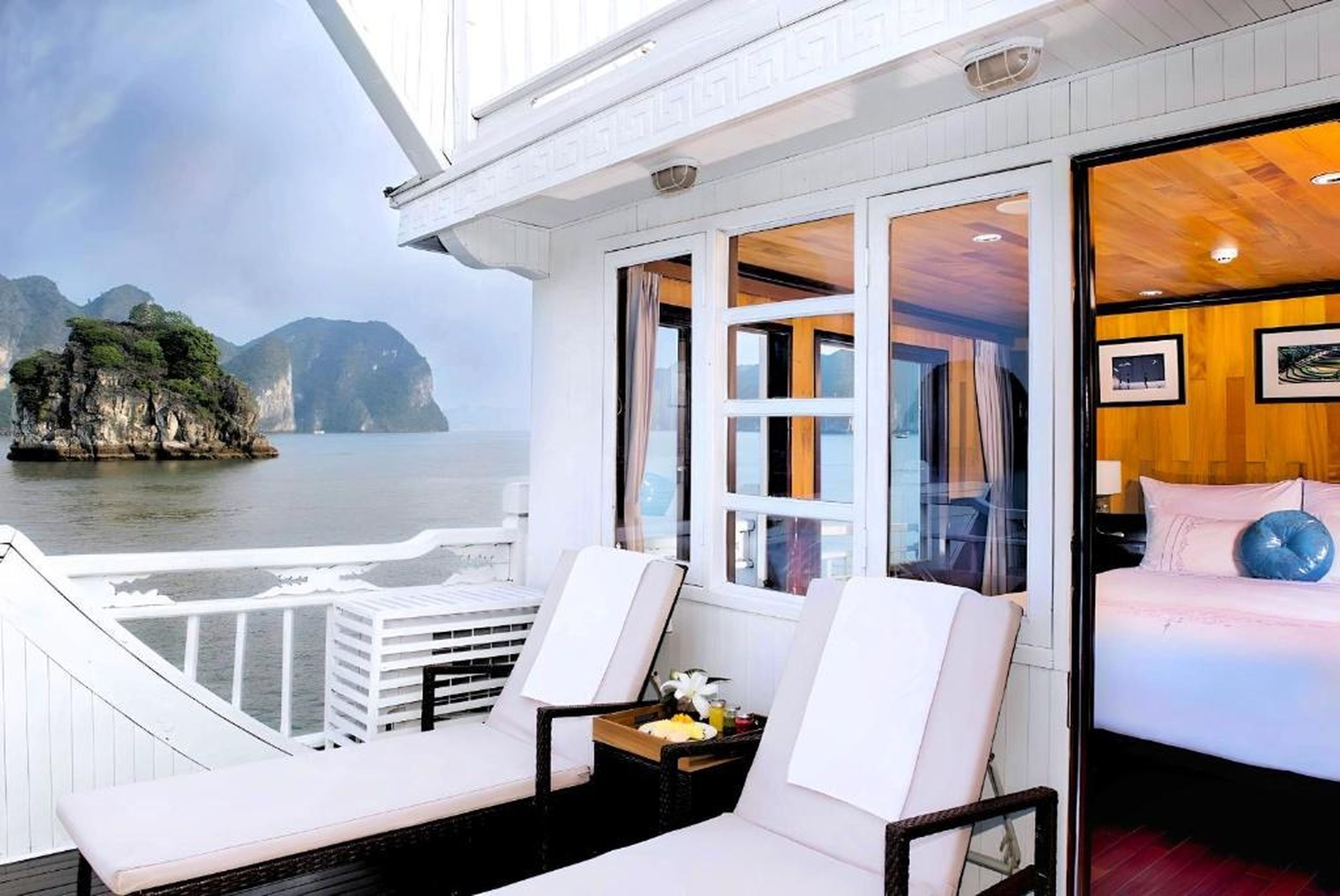 Hera Classic Boutique Cruise - Hình 17