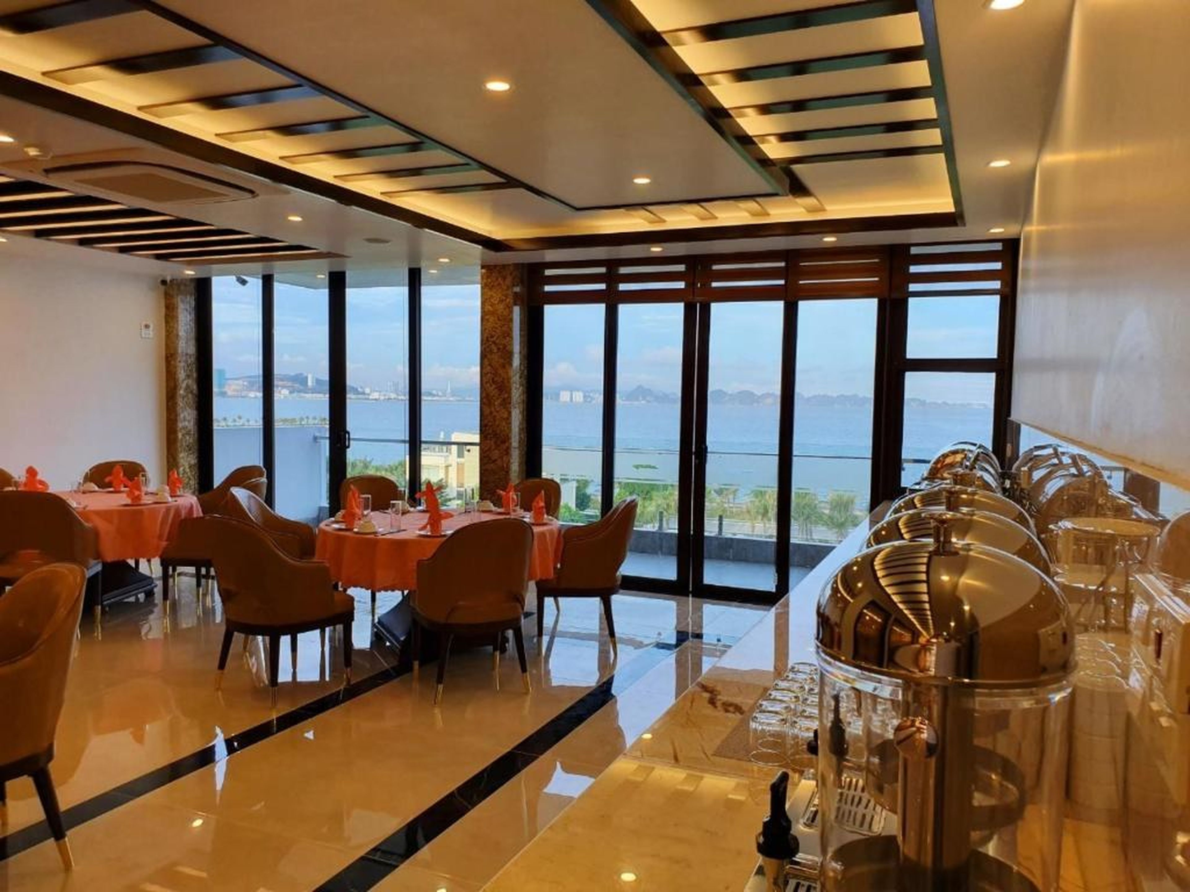 Golden Palm HaLong Hotel - Hình 35