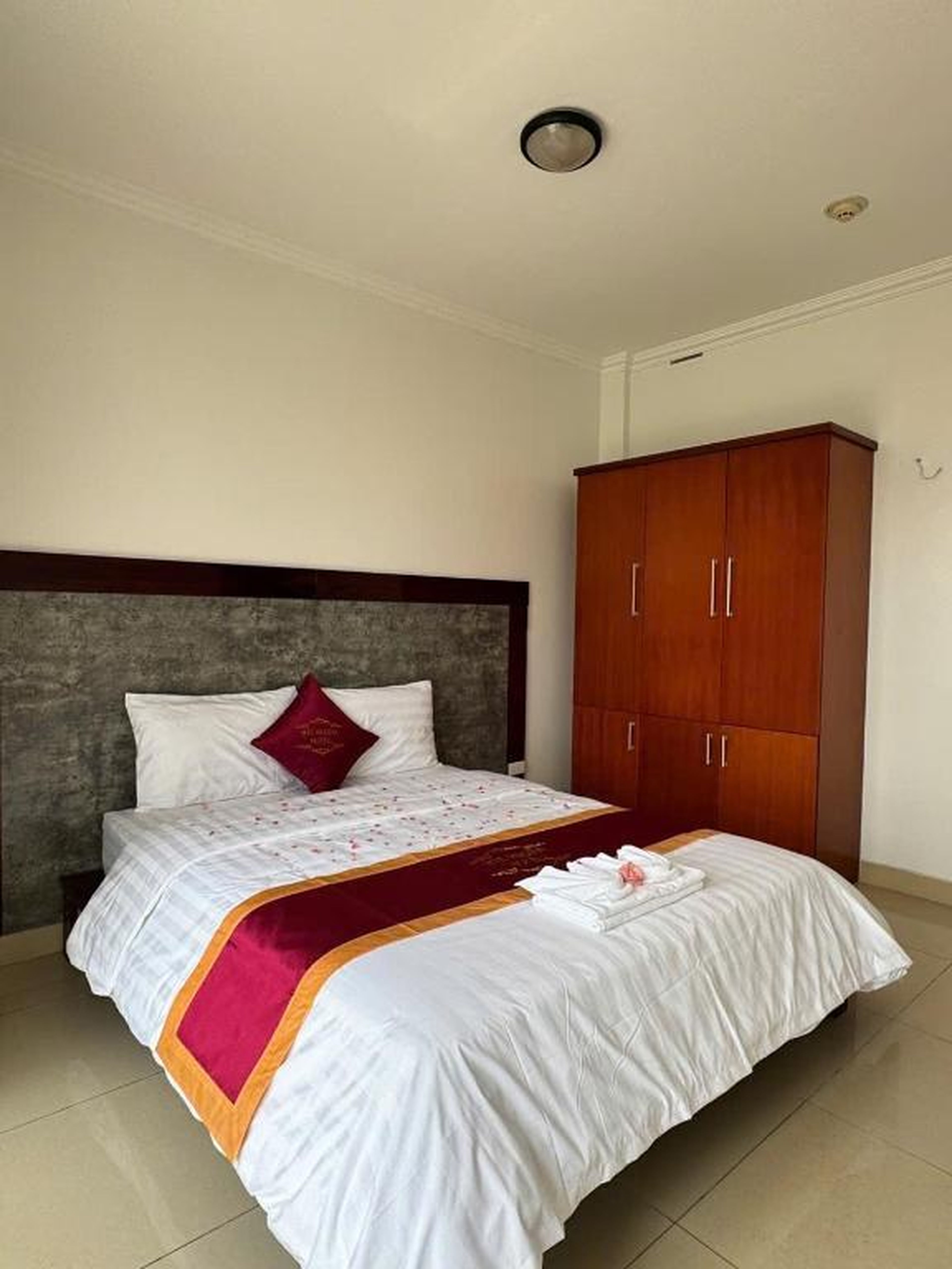 Htc regina hotel - Hình 21
