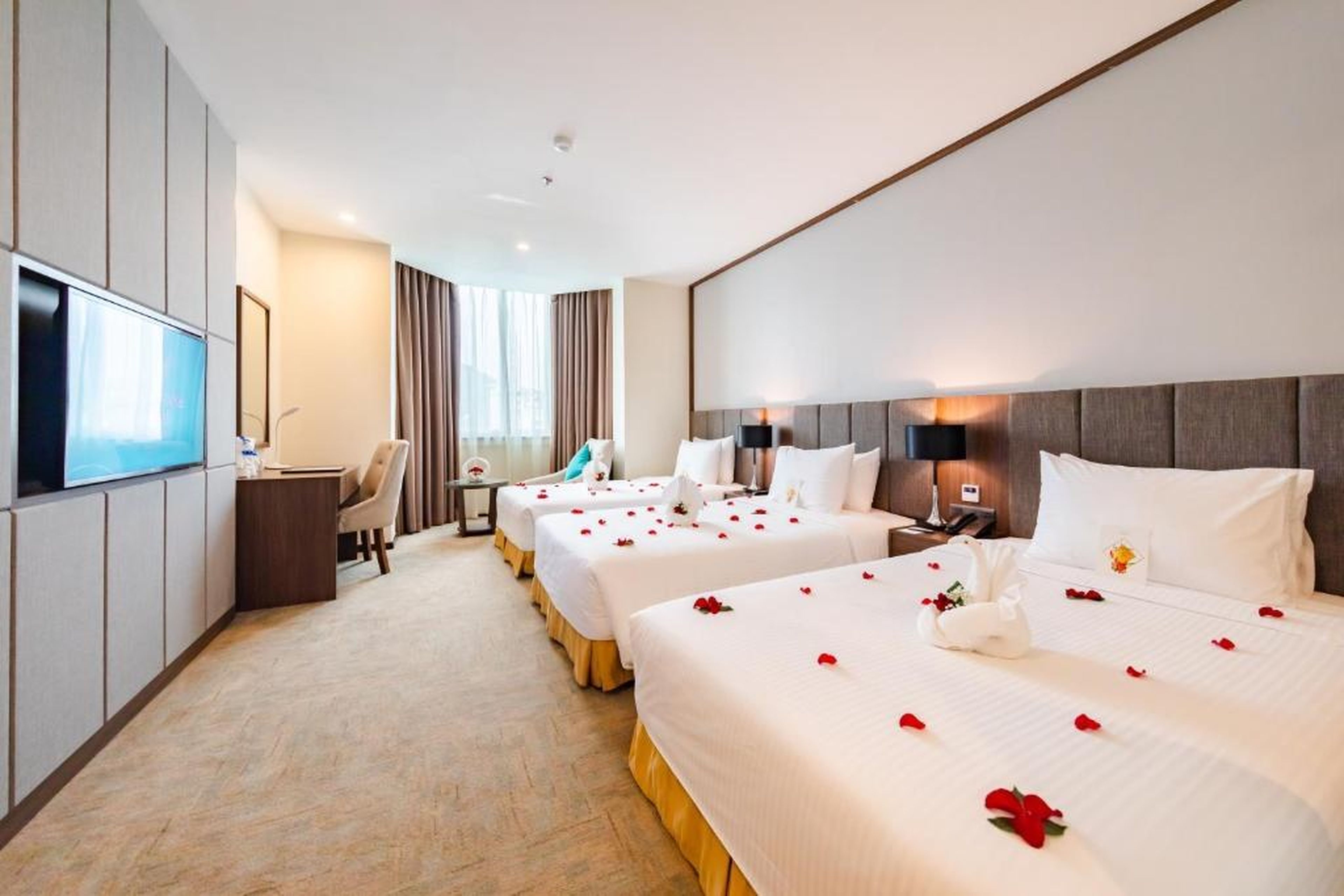 Mường Thanh Holiday Suối Mơ Hạ Long - Hình 1