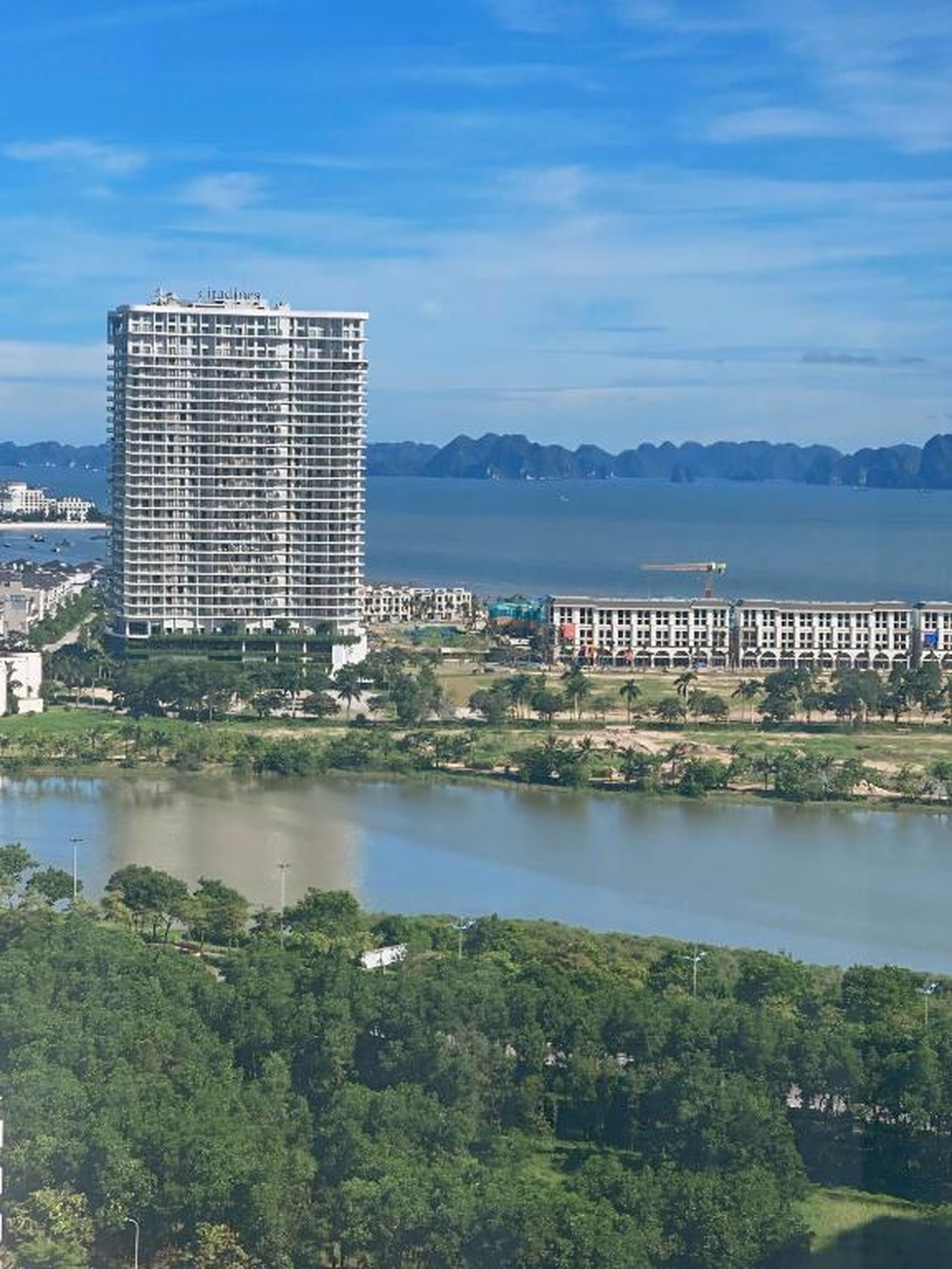 By's House- Căn hộ View biển Hạ Long - Hình 40