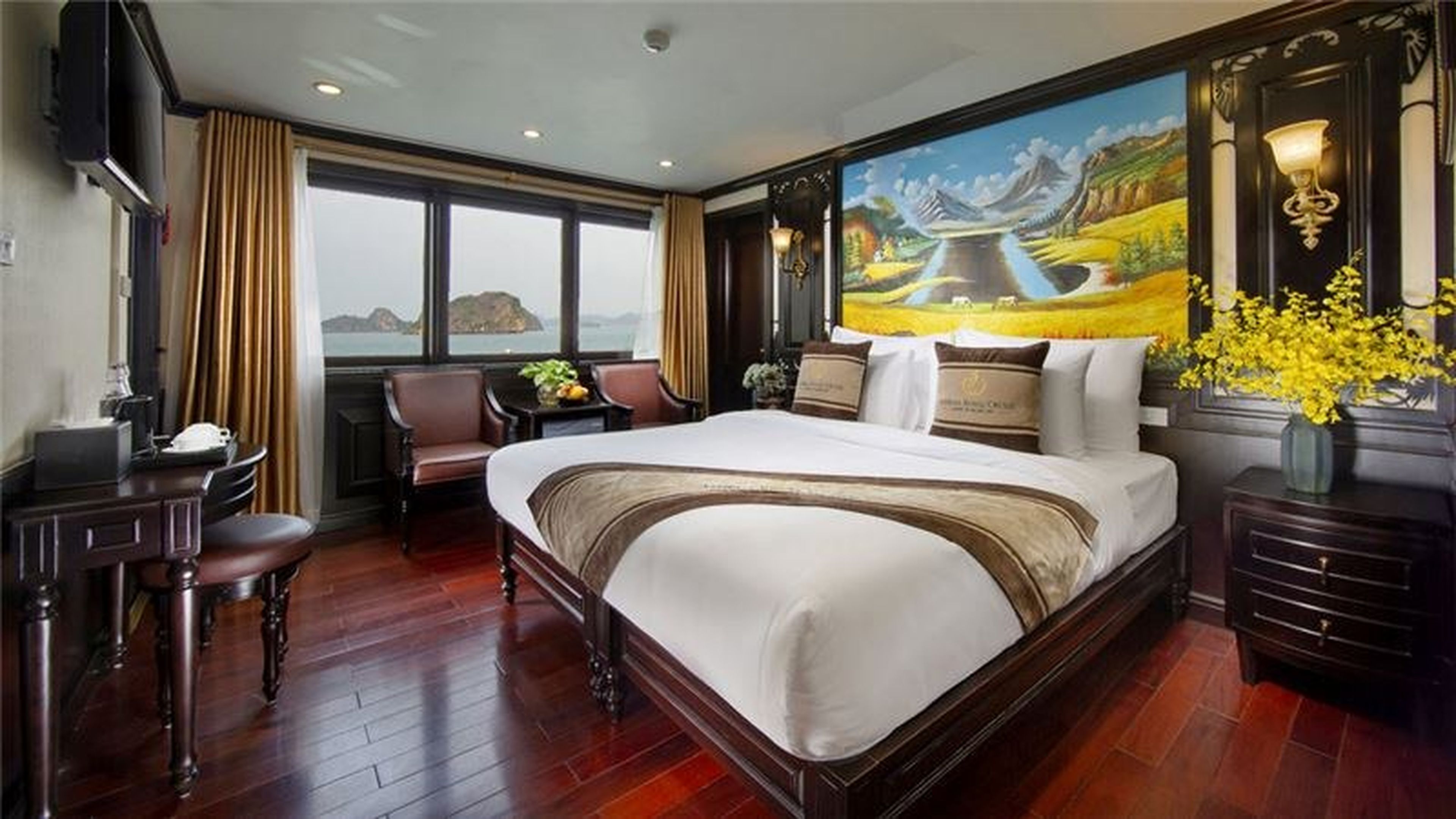 Top 5 luxury hotels and cruises in Ha Long Bay with attractive deals - Hình 5