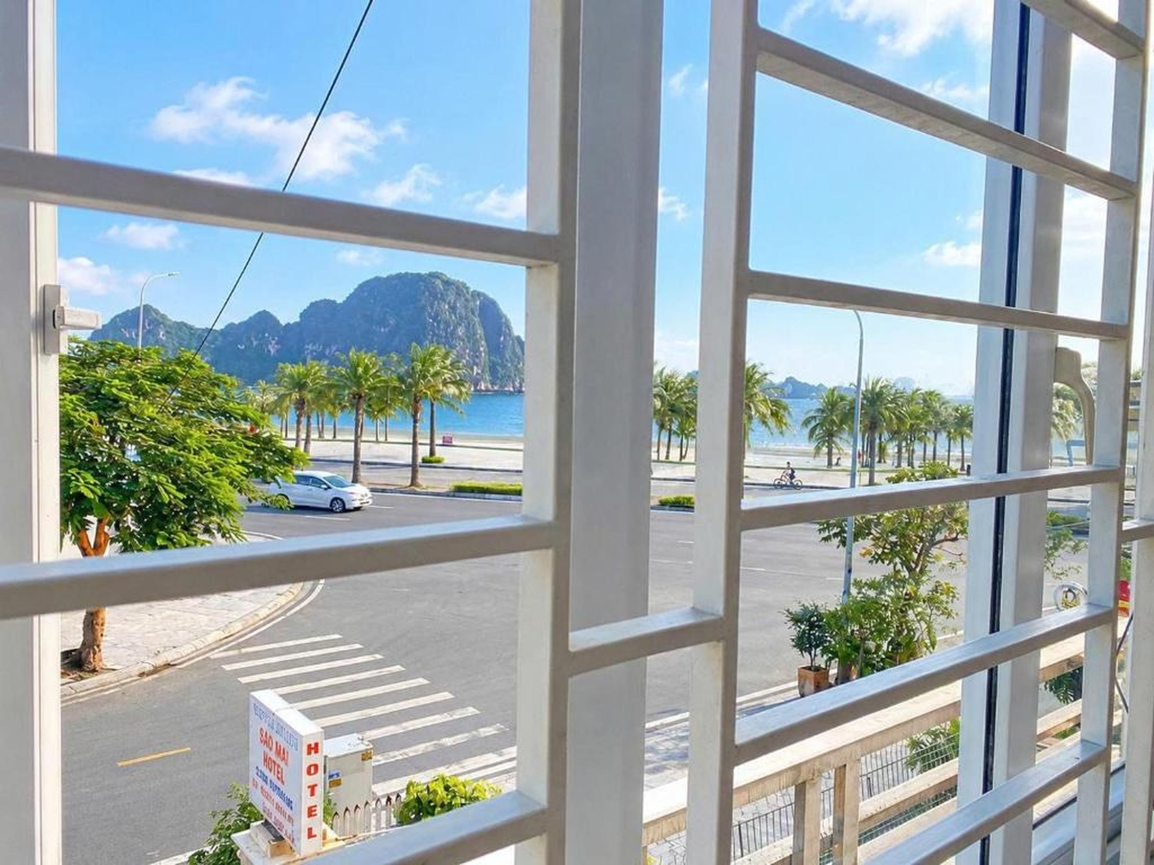 Sao Mai Hotel Hạ Long - Hình 3