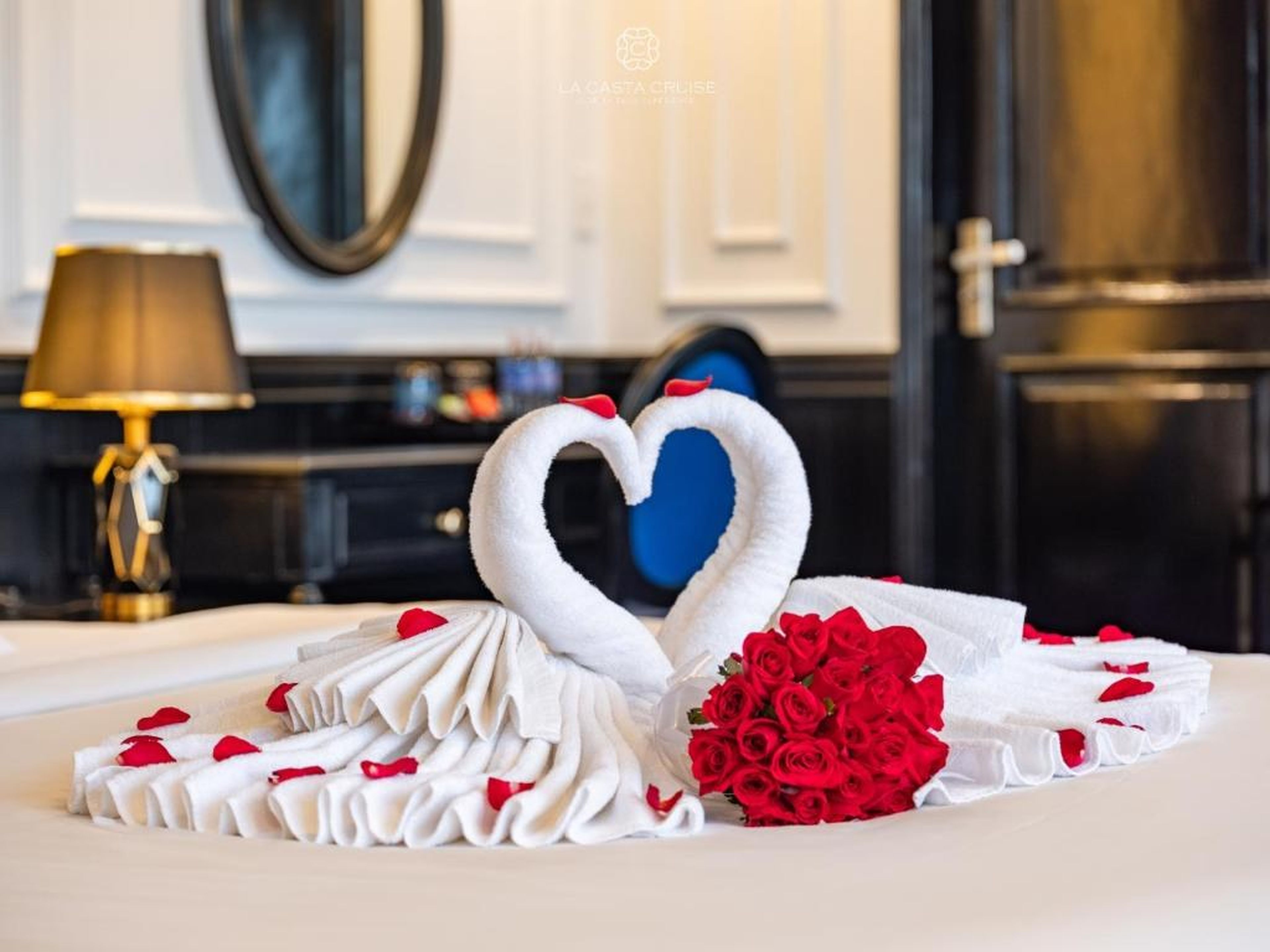 La Casta 5-Star Cruise 2D1N - Lan Ha Bay - Balcony & Bathtub Ocean View - Hình 36