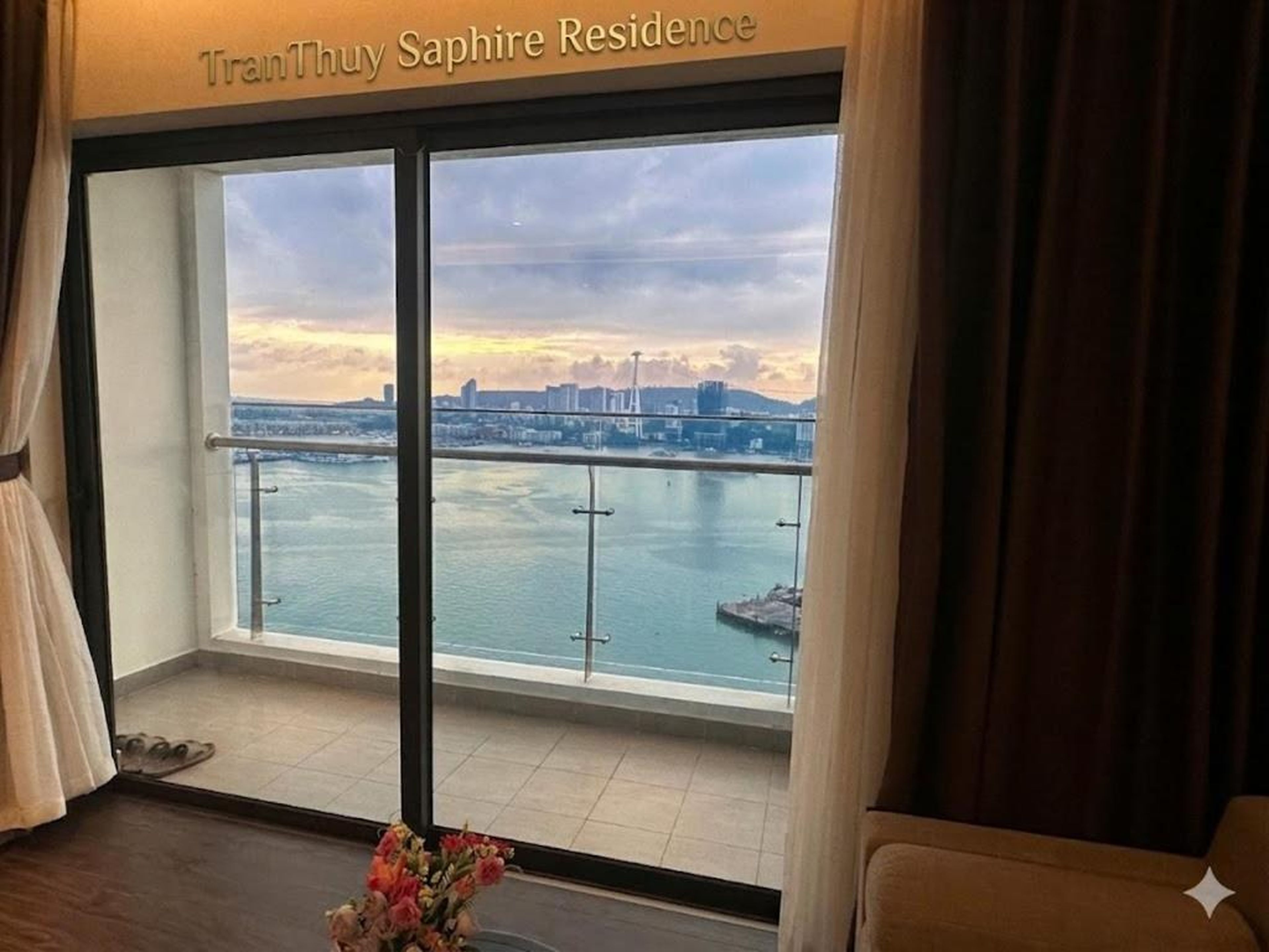 The Saphire Ha Long - TranThuy Sea View Apartment - Hình 2