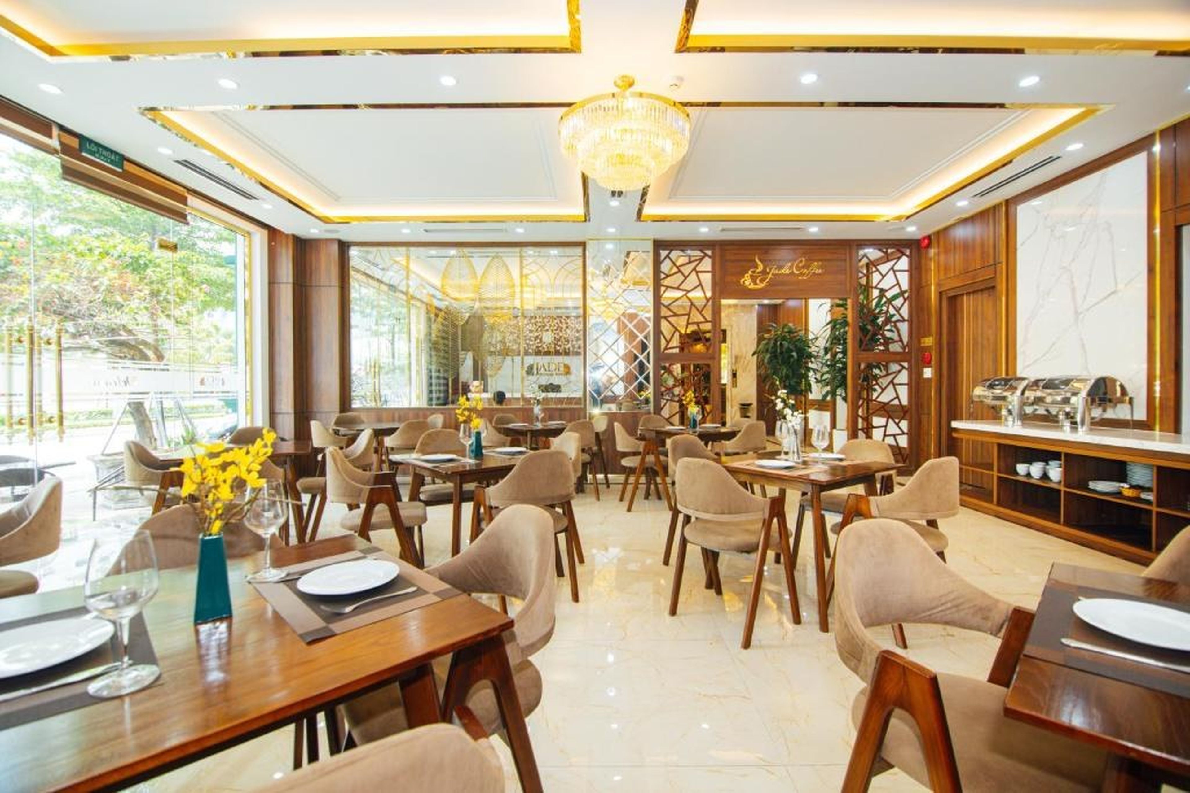 Jade Ha Long Hotel - Hình 23