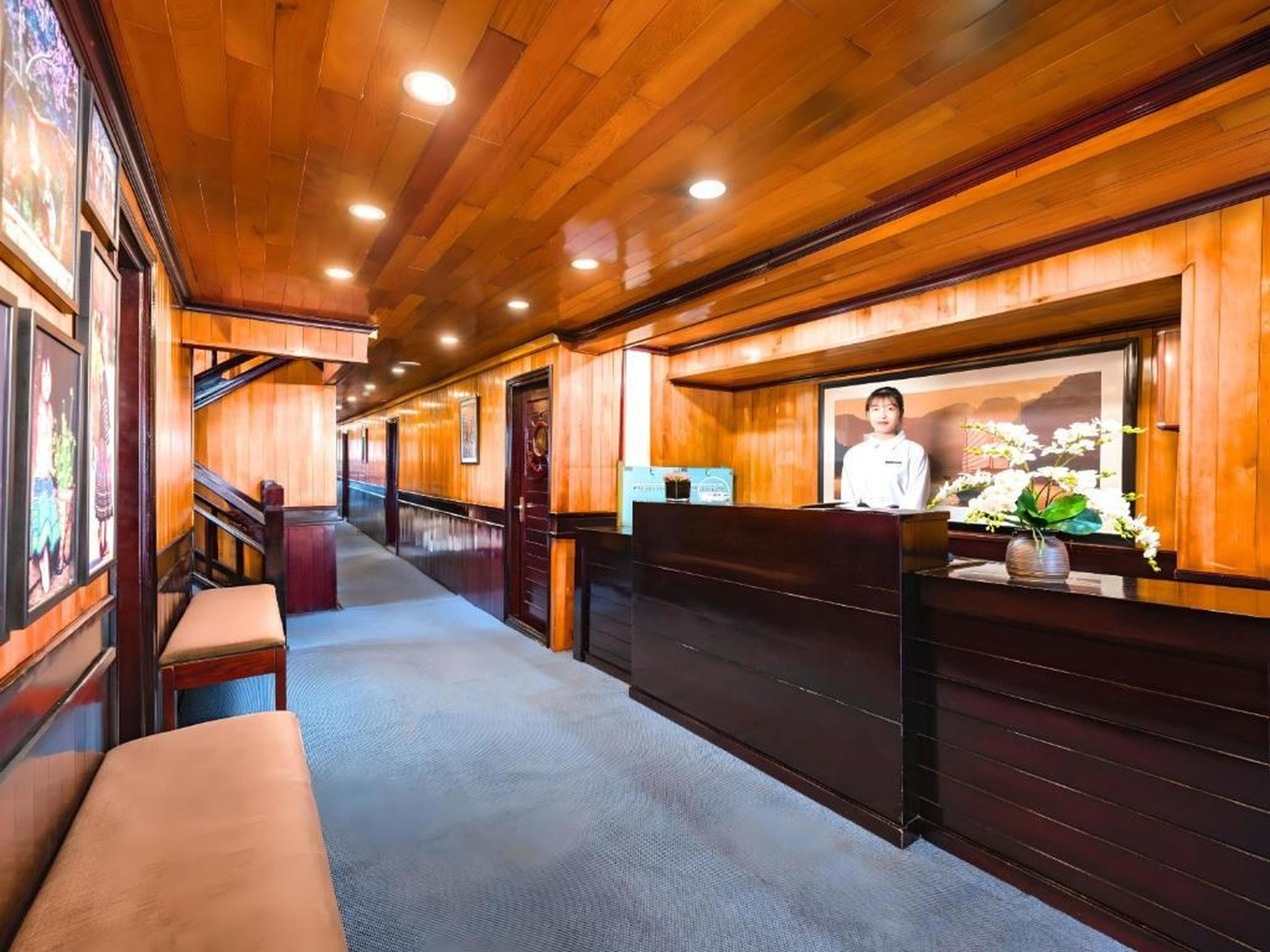Hera Classic Boutique Cruise - Hình 19