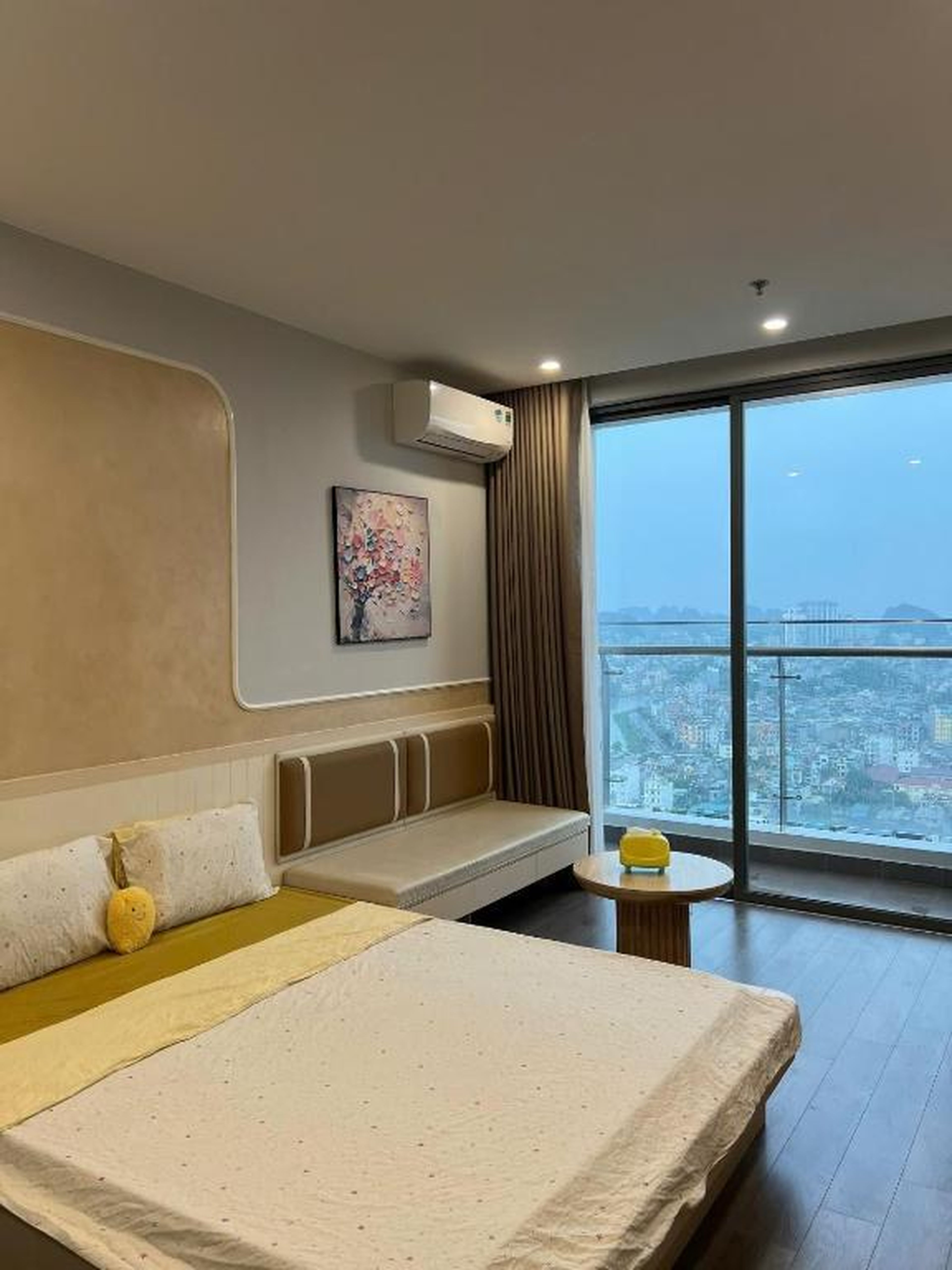 Nin's Home Hạ Long - Hình 3