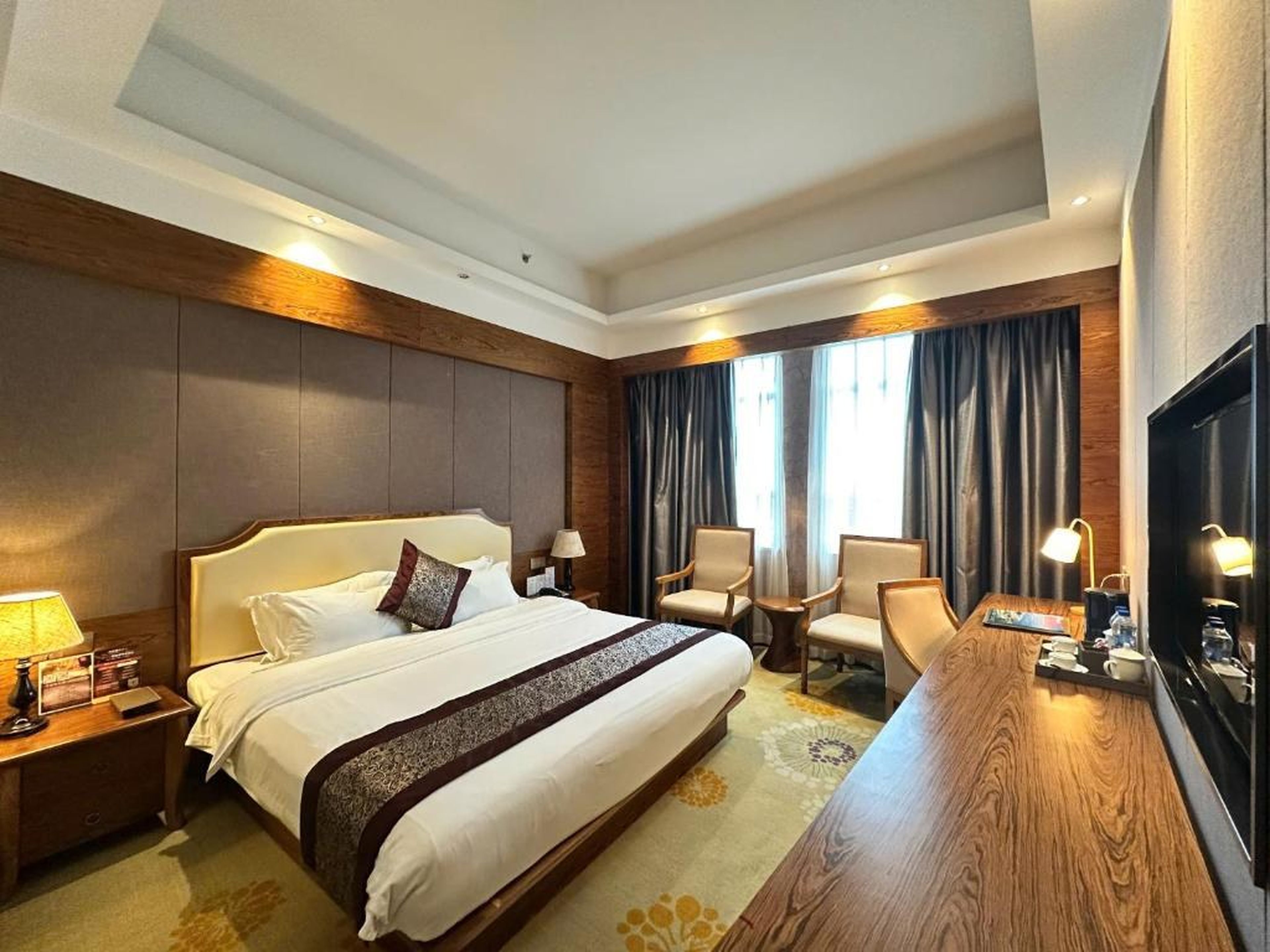 Hồng Vận Grand Hotel Móng cái - Hình 39