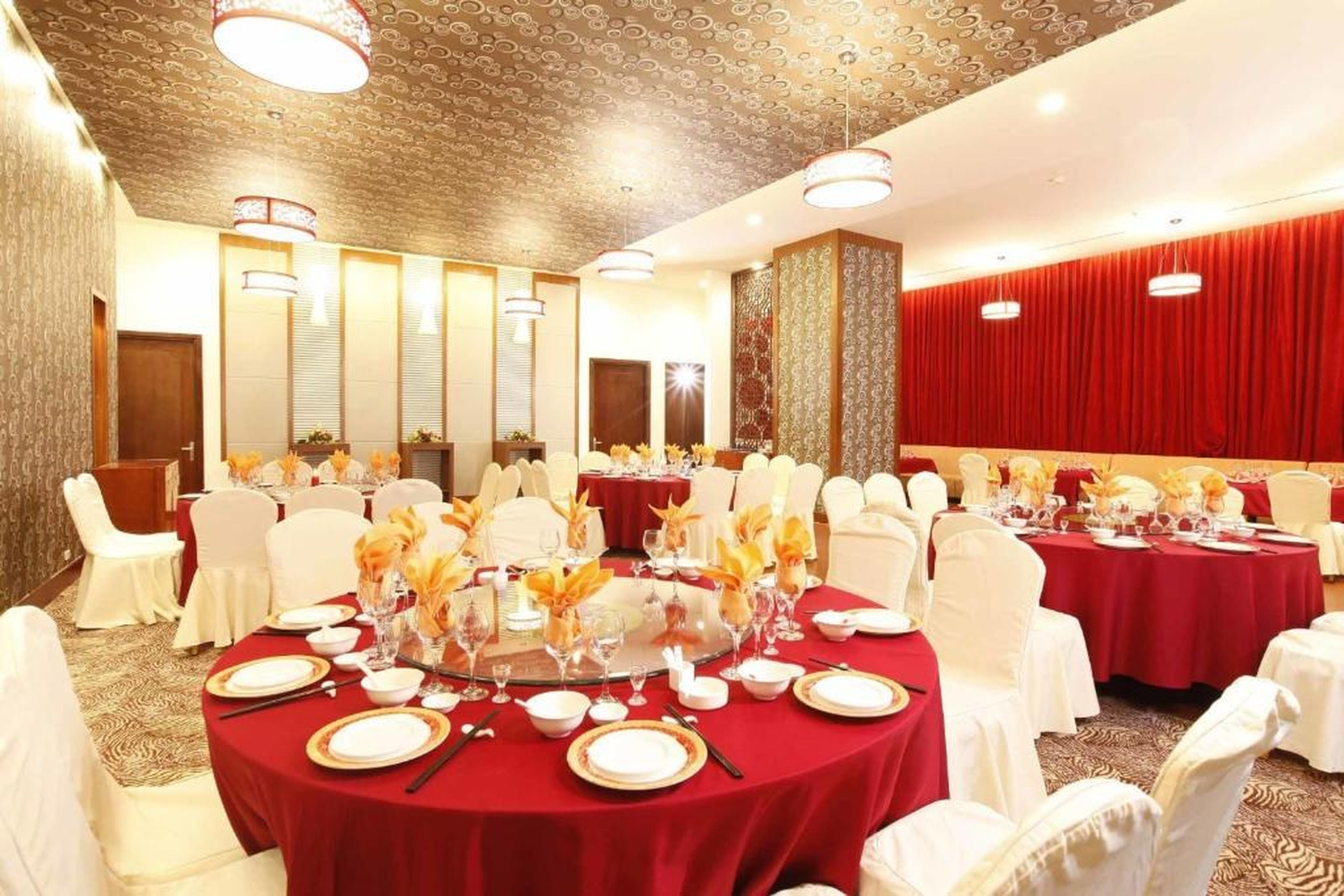 Majestic Mong Cai Hotel - Hình 18