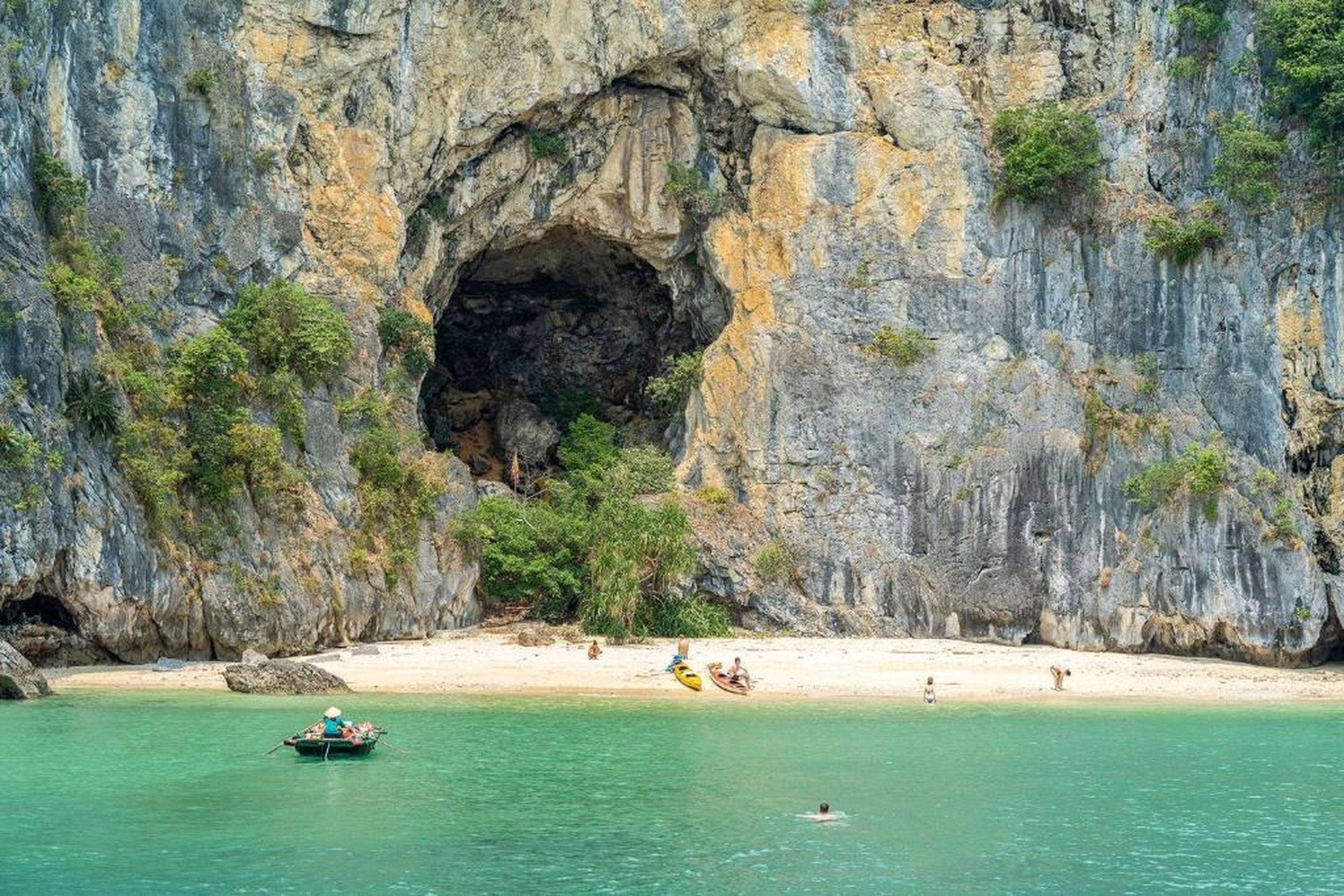 Halong Fantasea Cruise - Hình 35
