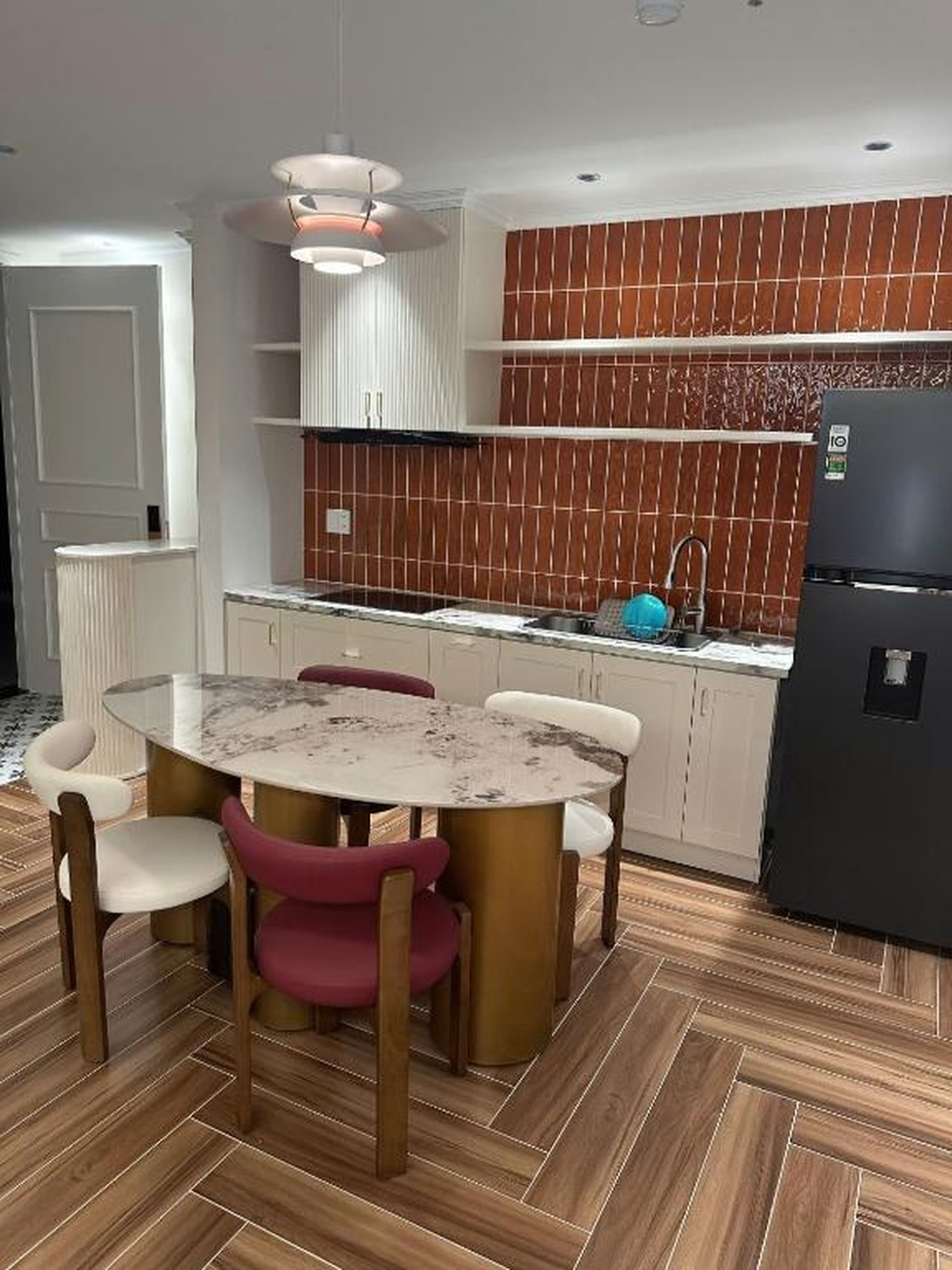 HN Apartment and Hotel - Hình 4