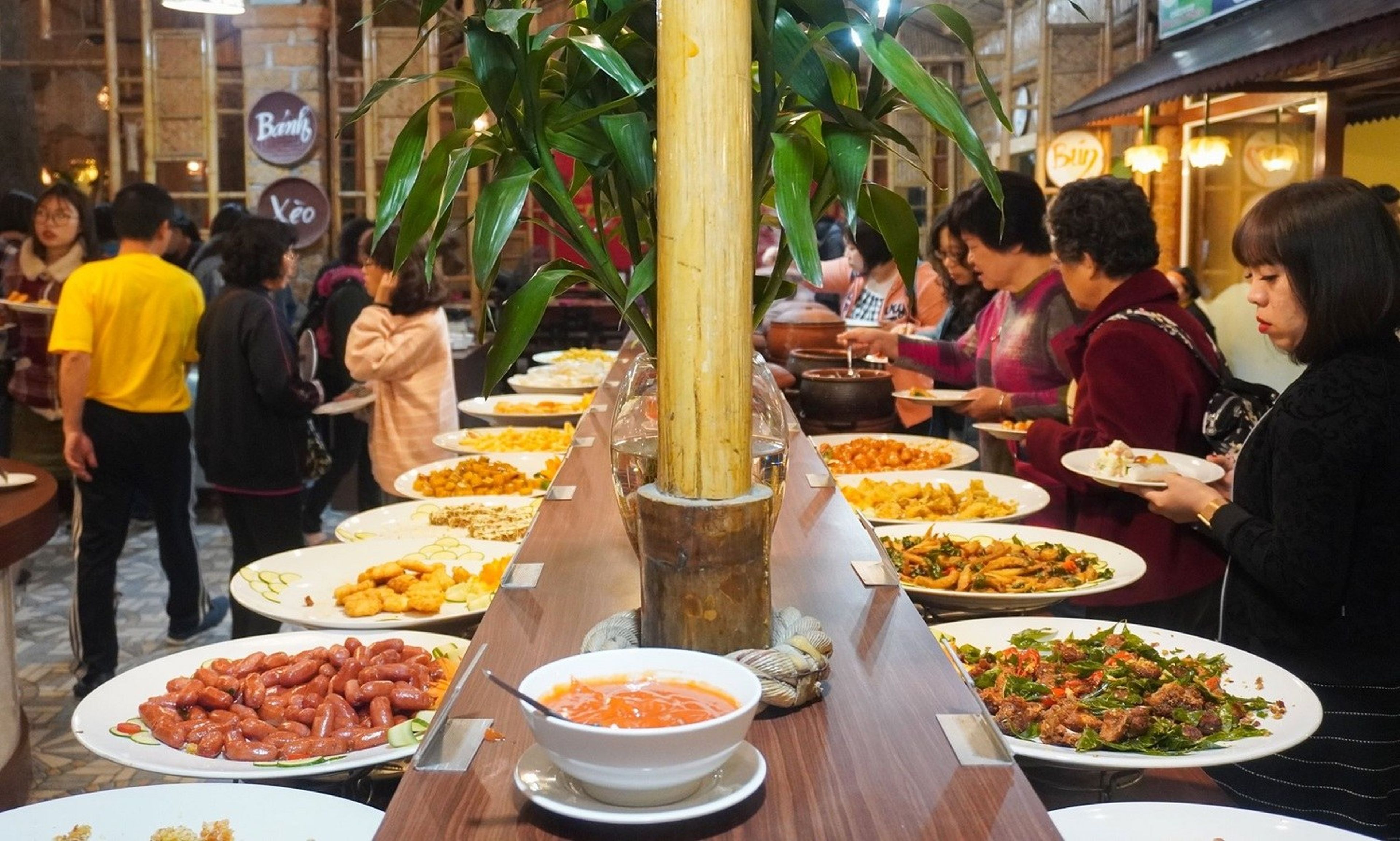 Dân sành ăn đừng bỏ qua 10 nhà hàng Hạ Long Bãi Cháy này - Hình 5