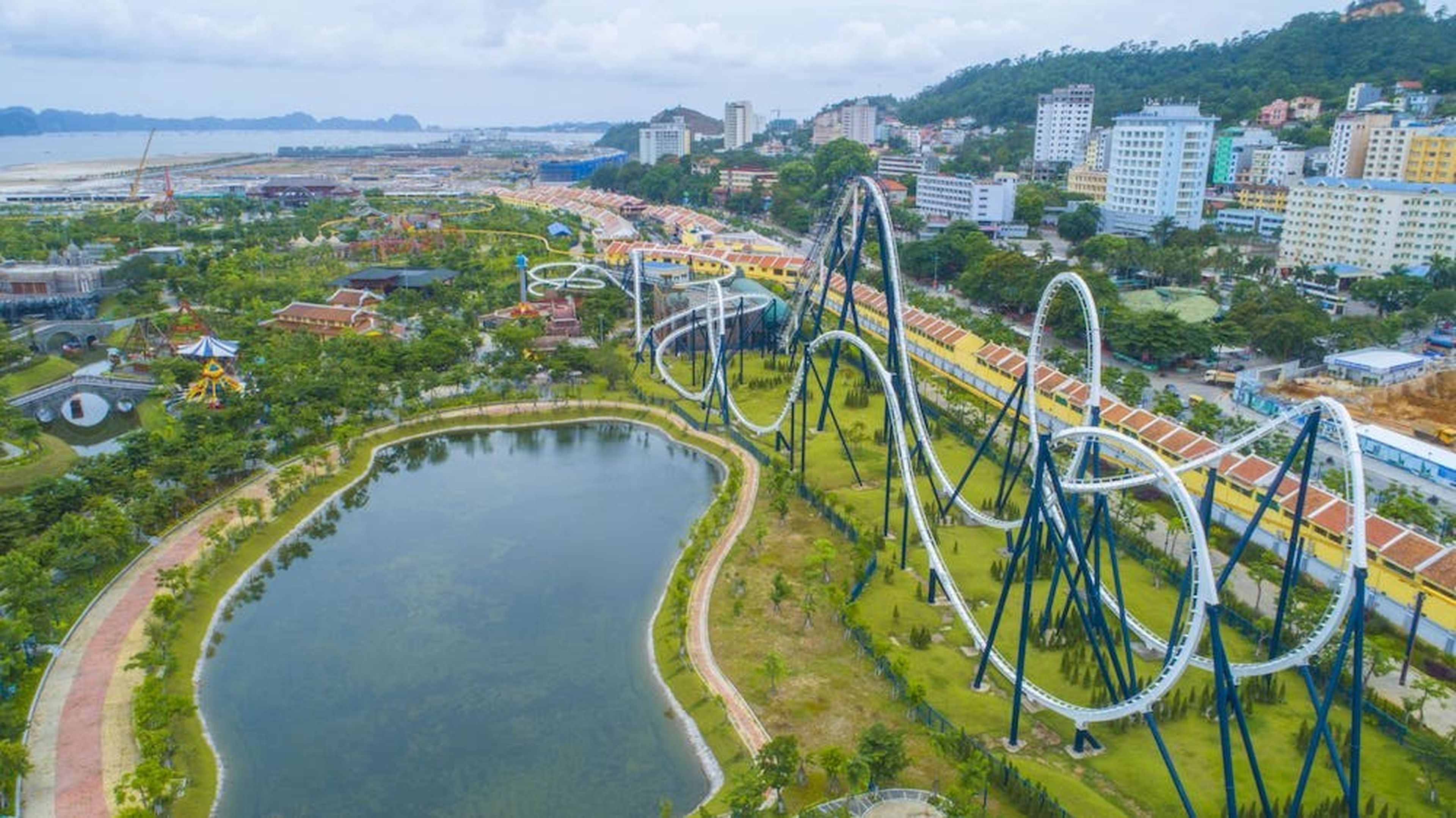 Chất lừ Bãi tắm Sun World trong Sun World Halong Complex - Hình 9
