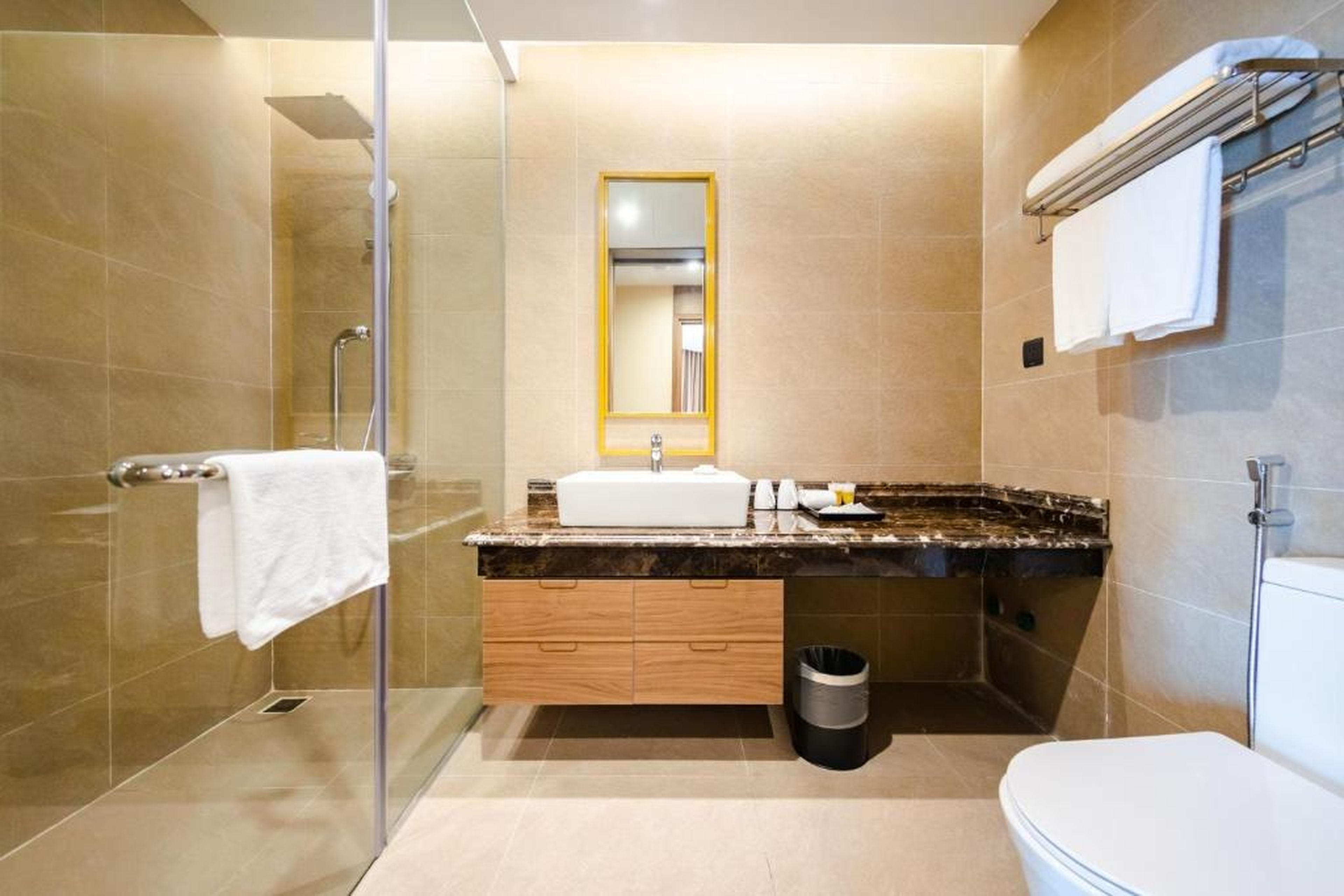 Muong Thanh Luxury Ha Long Centre II - Hình 2