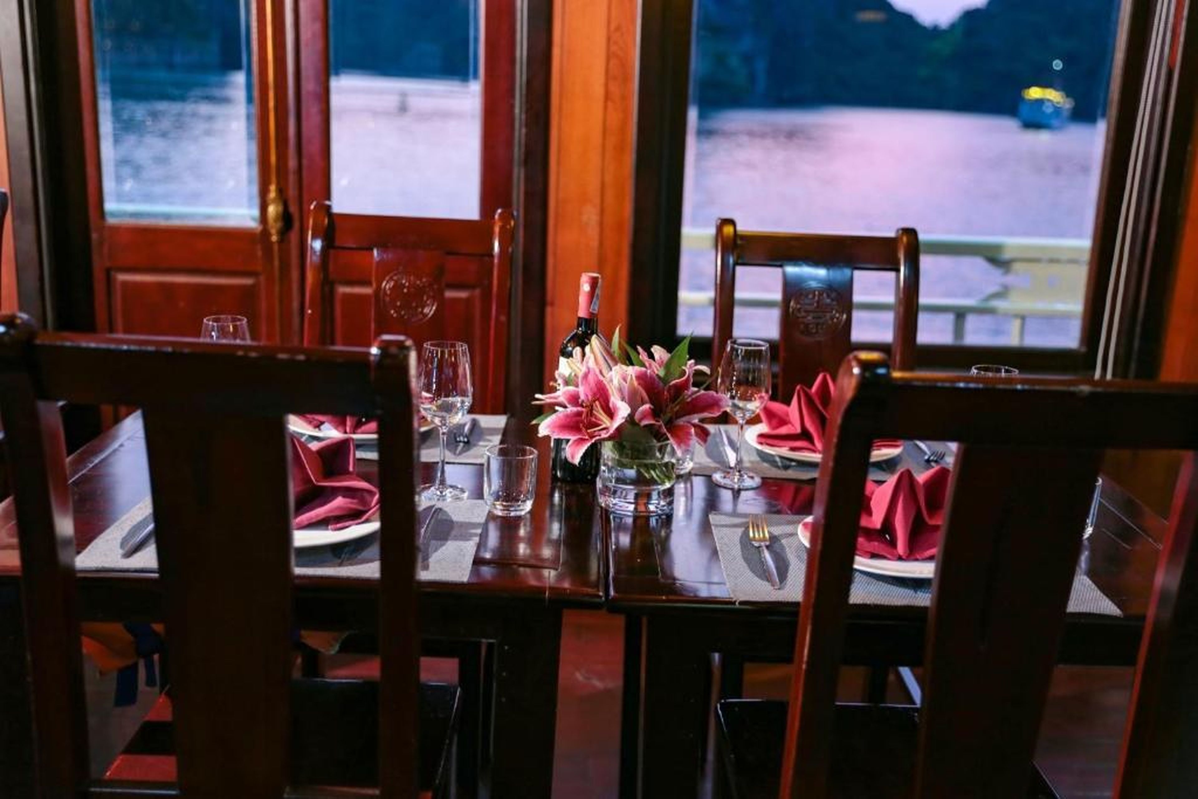 Garden Legend Cruise - Hình 16
