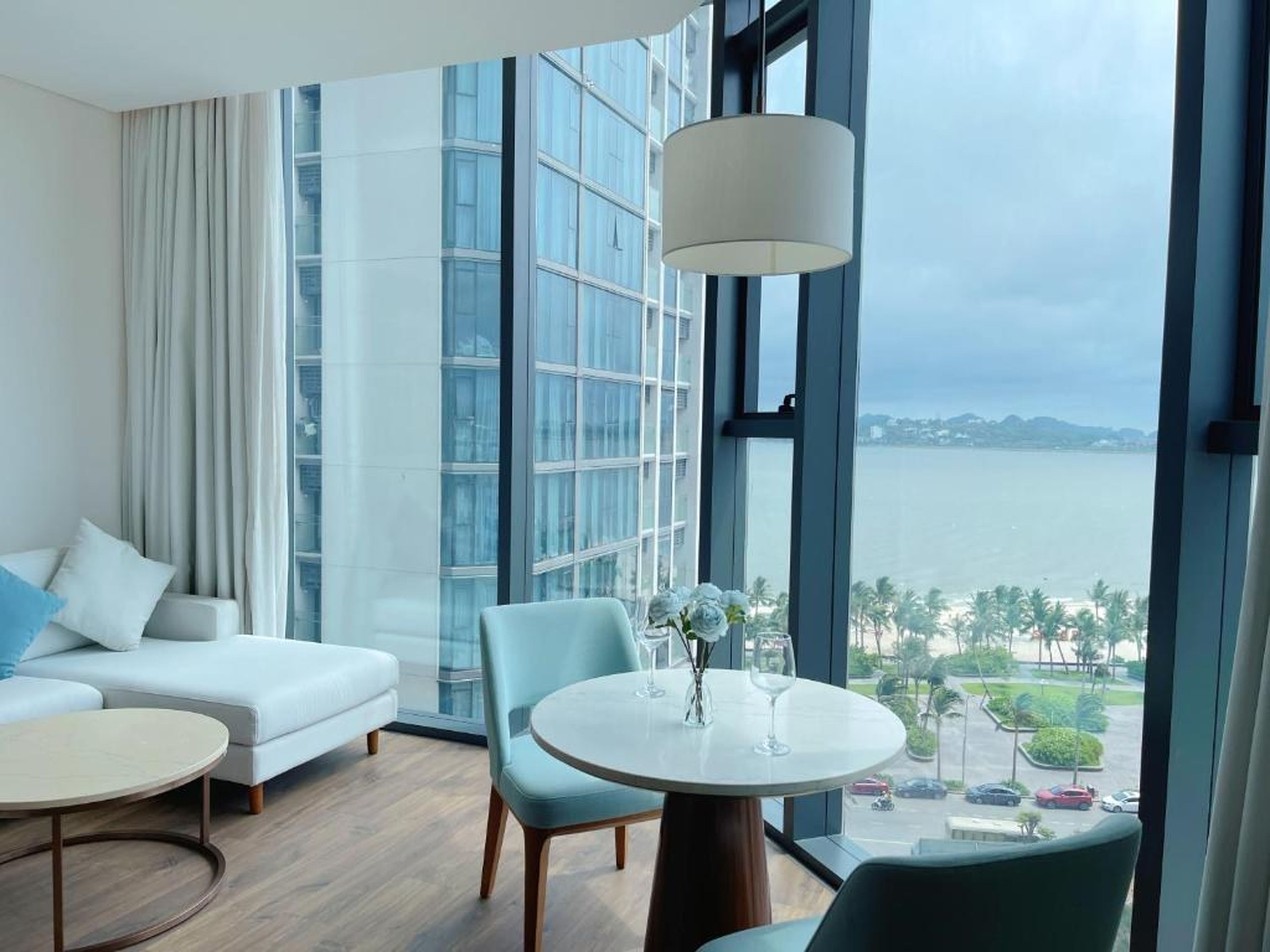 A La Carte Ha Long Bay Residence - Hình 35