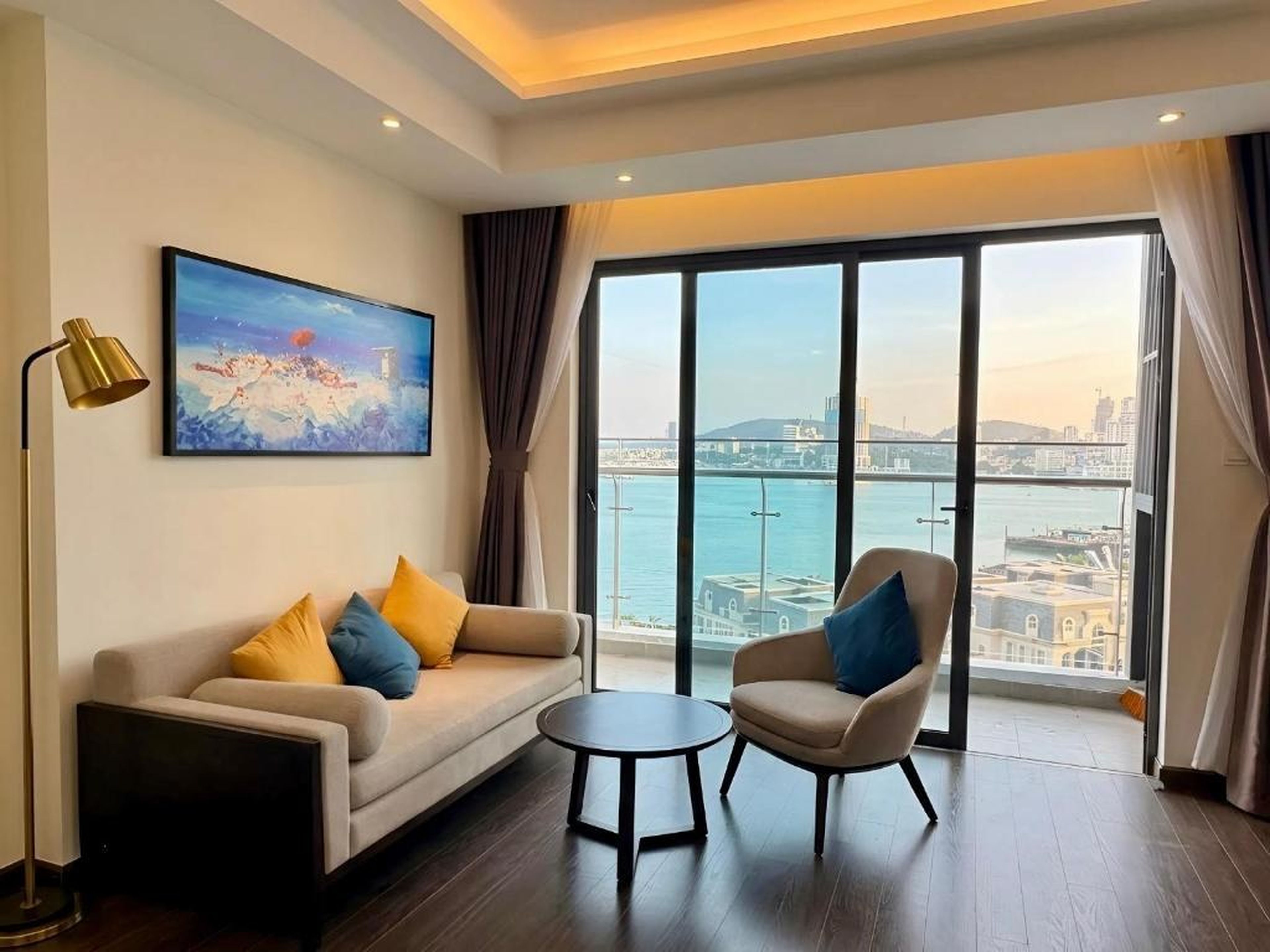 Luxury Ocean View Apartments - The Sapphire Ha Long, Studio & 2BR - Hình 6