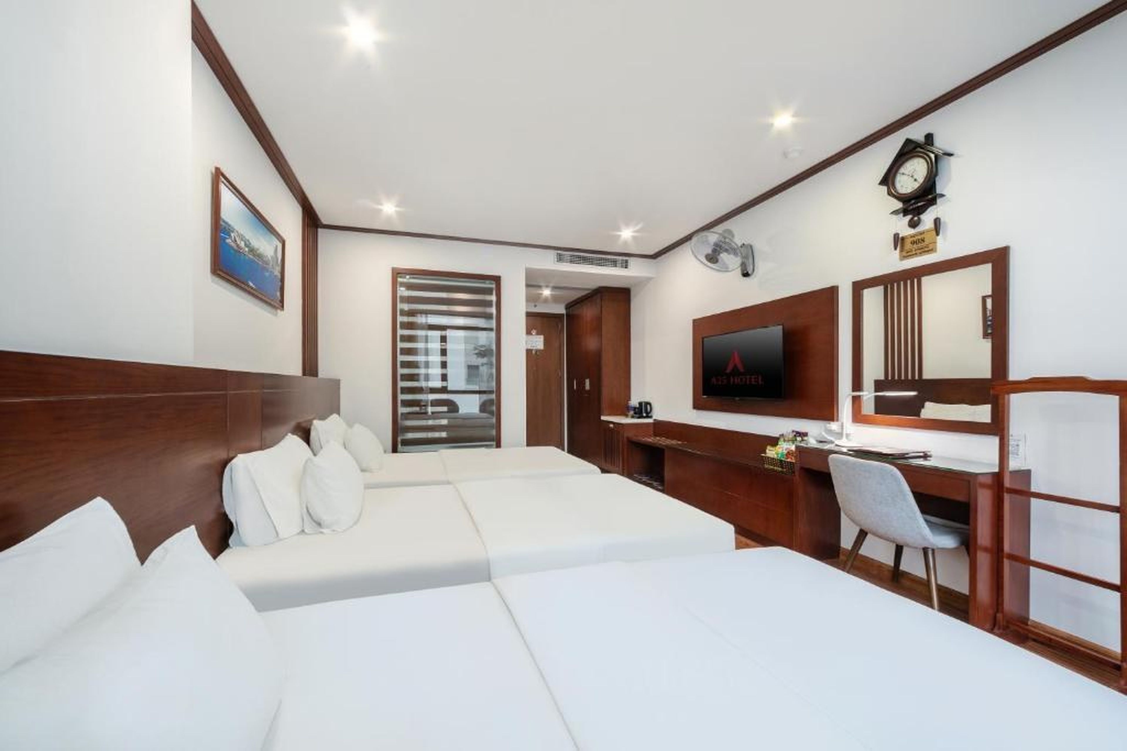 A25 Premium Hotel - Bãi Cháy Hạ Long - Hình 19