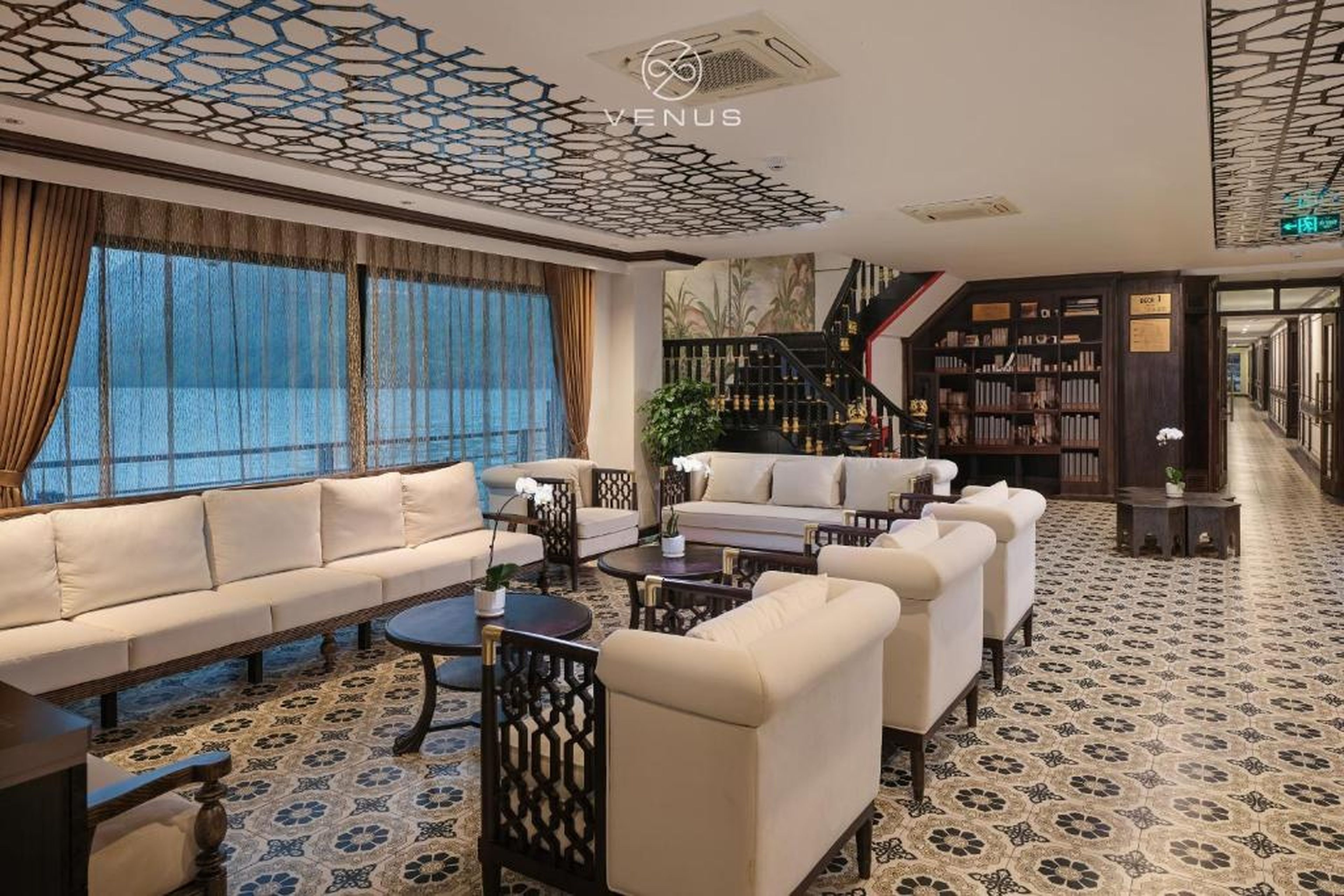 Venus Cruises Halong Bay by Venus Group - Hình 40