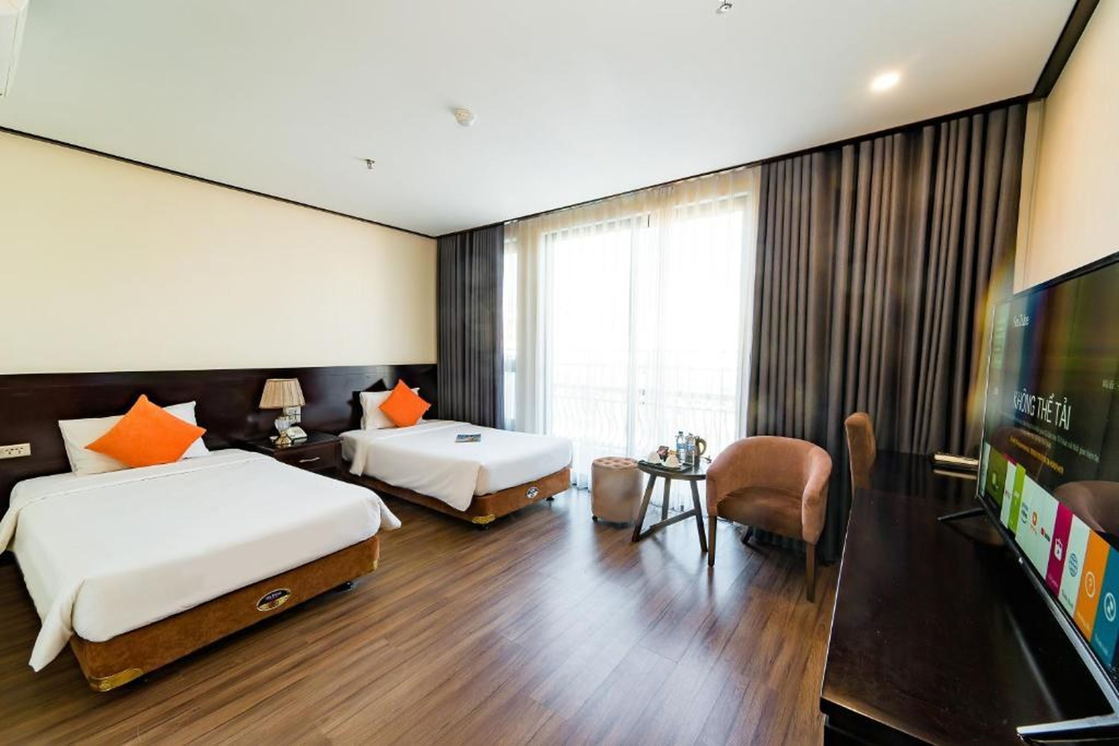 The One Ha Long Hotel - Hình 45